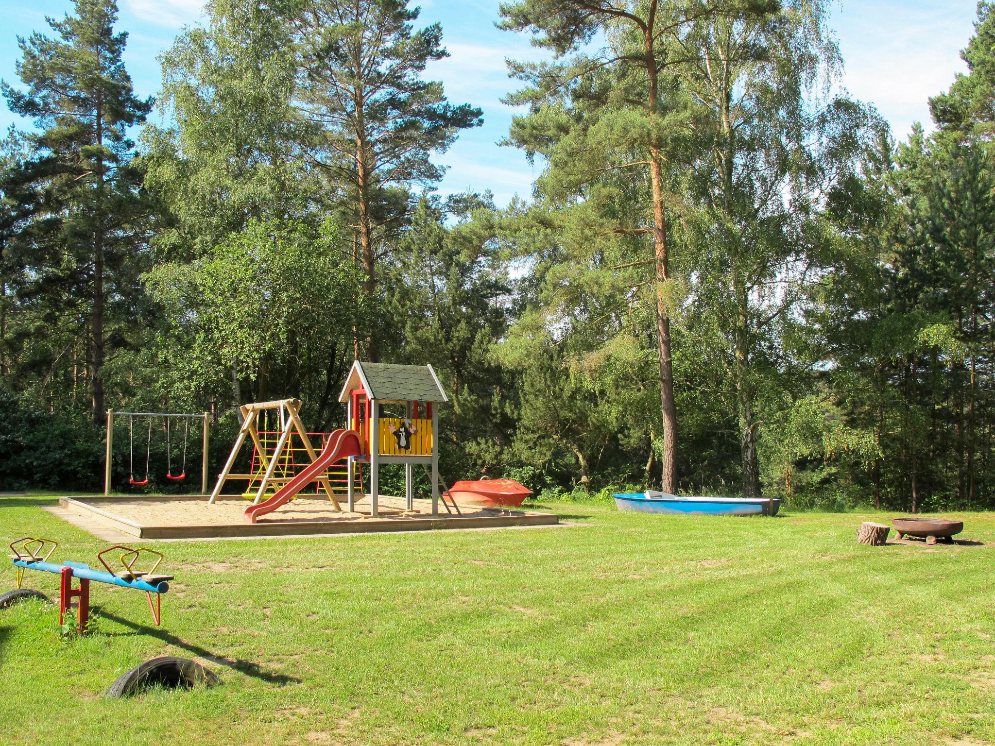 Foto 5 - Haus mit 3 Schlafzimmern in Fünfseen mit garten und terrasse