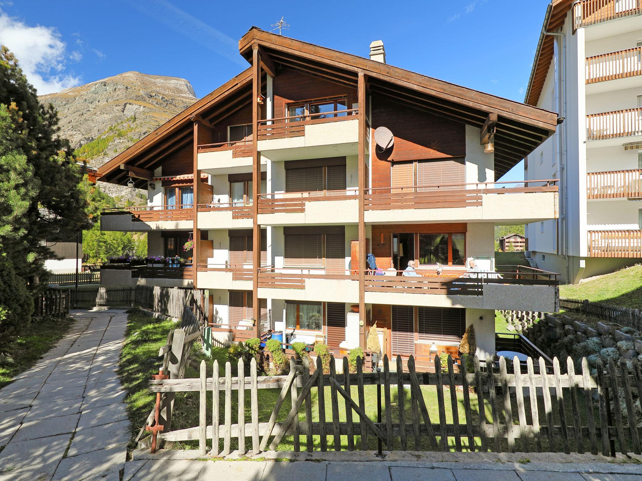 Foto 16 - Apartment mit 1 Schlafzimmer in Zermatt