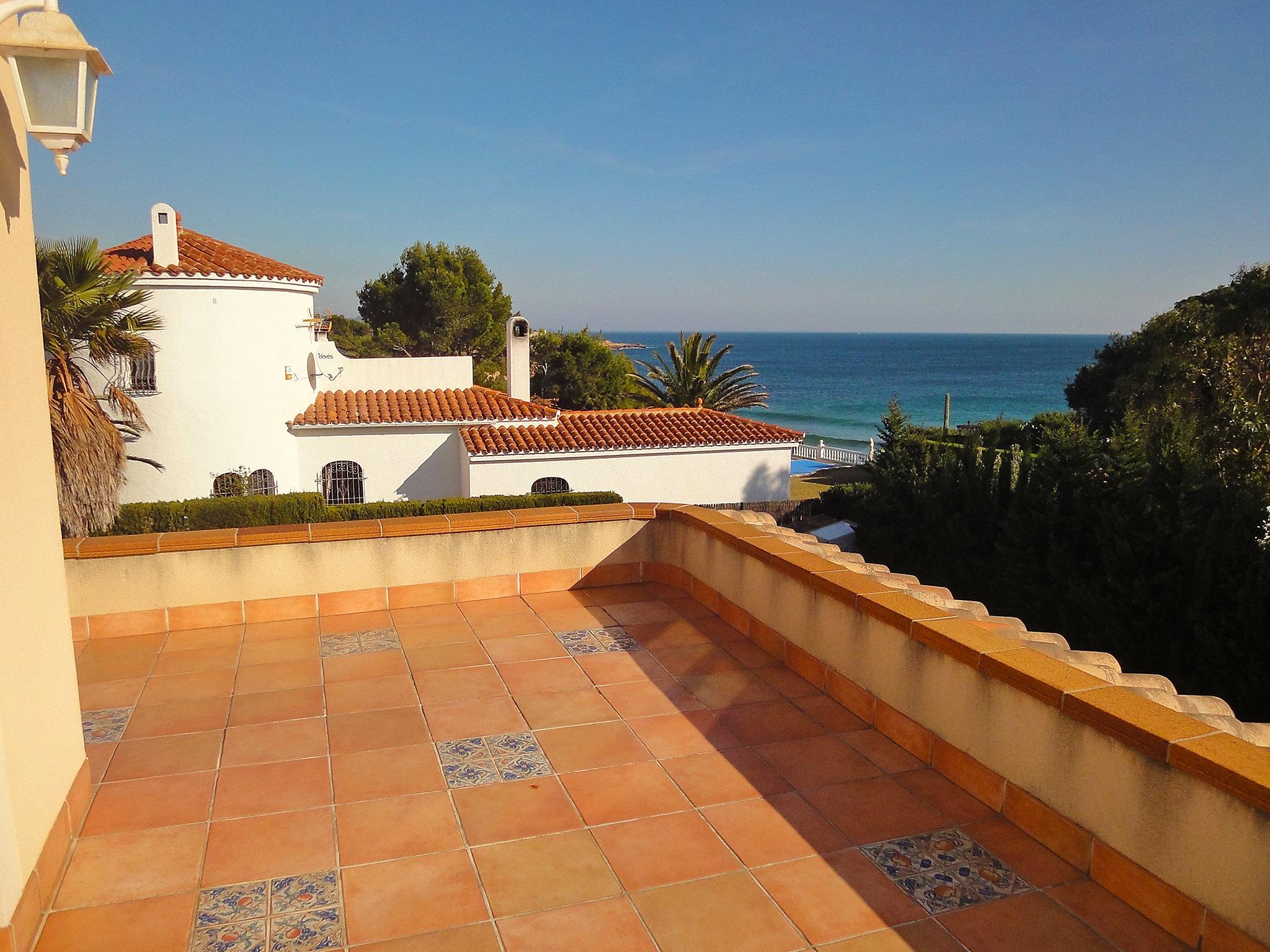 Foto 14 - Casa de 3 habitaciones en l'Ametlla de Mar con piscina privada y vistas al mar