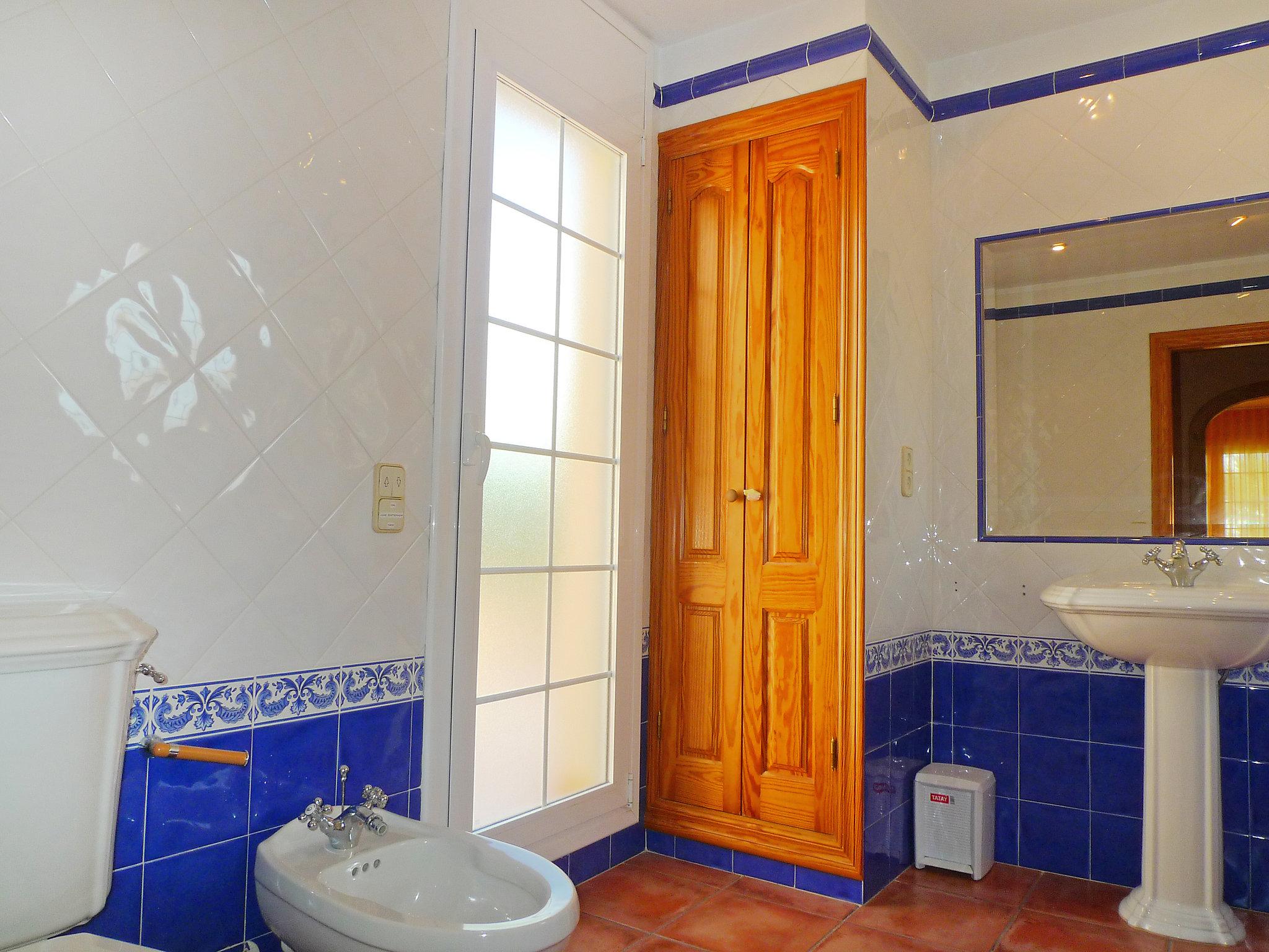 Foto 13 - Casa con 3 camere da letto a l'Ametlla de Mar con piscina privata e vista mare