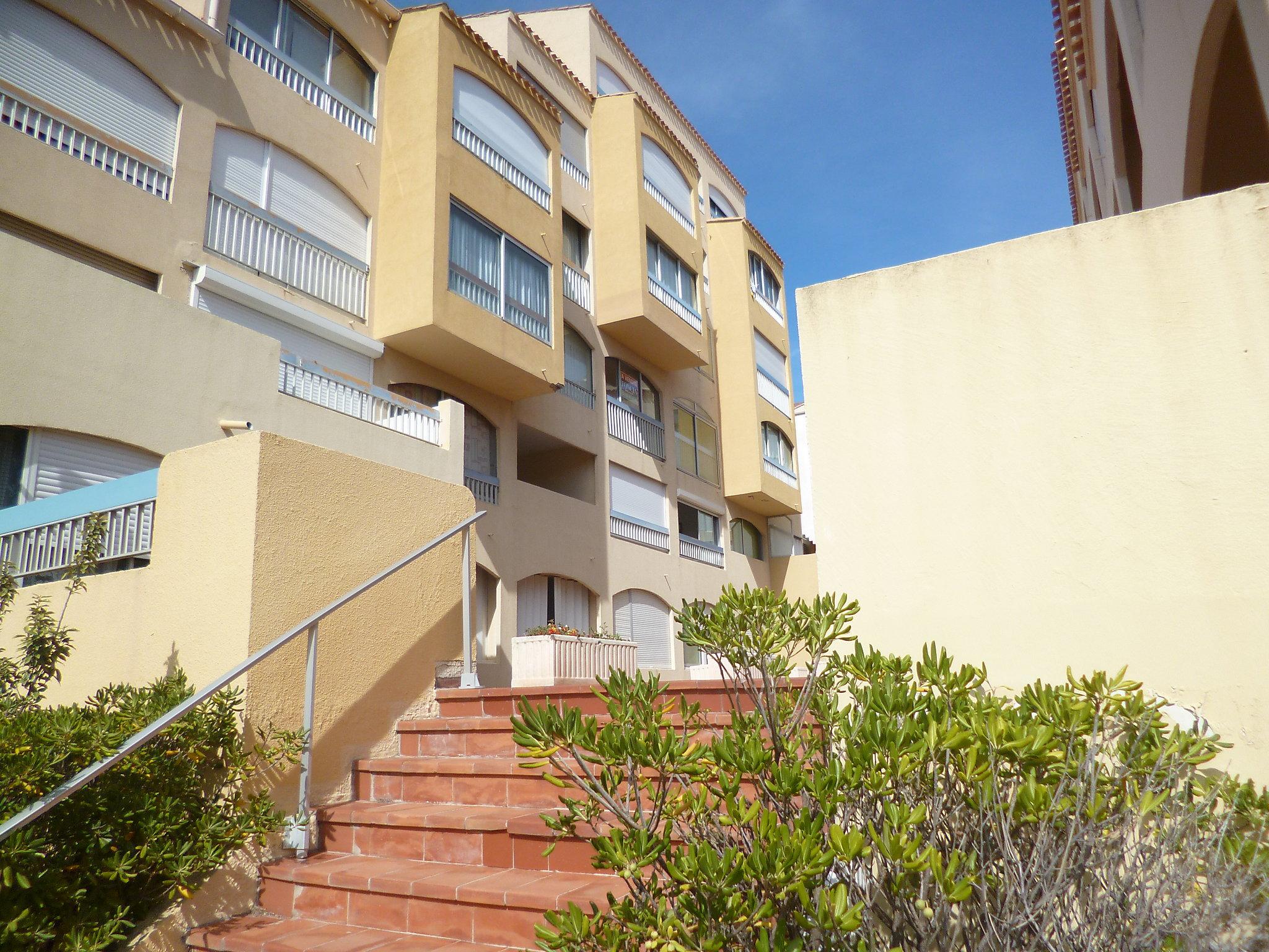 Photo 14 - Apartment in Leucate with swimming pool and sea view