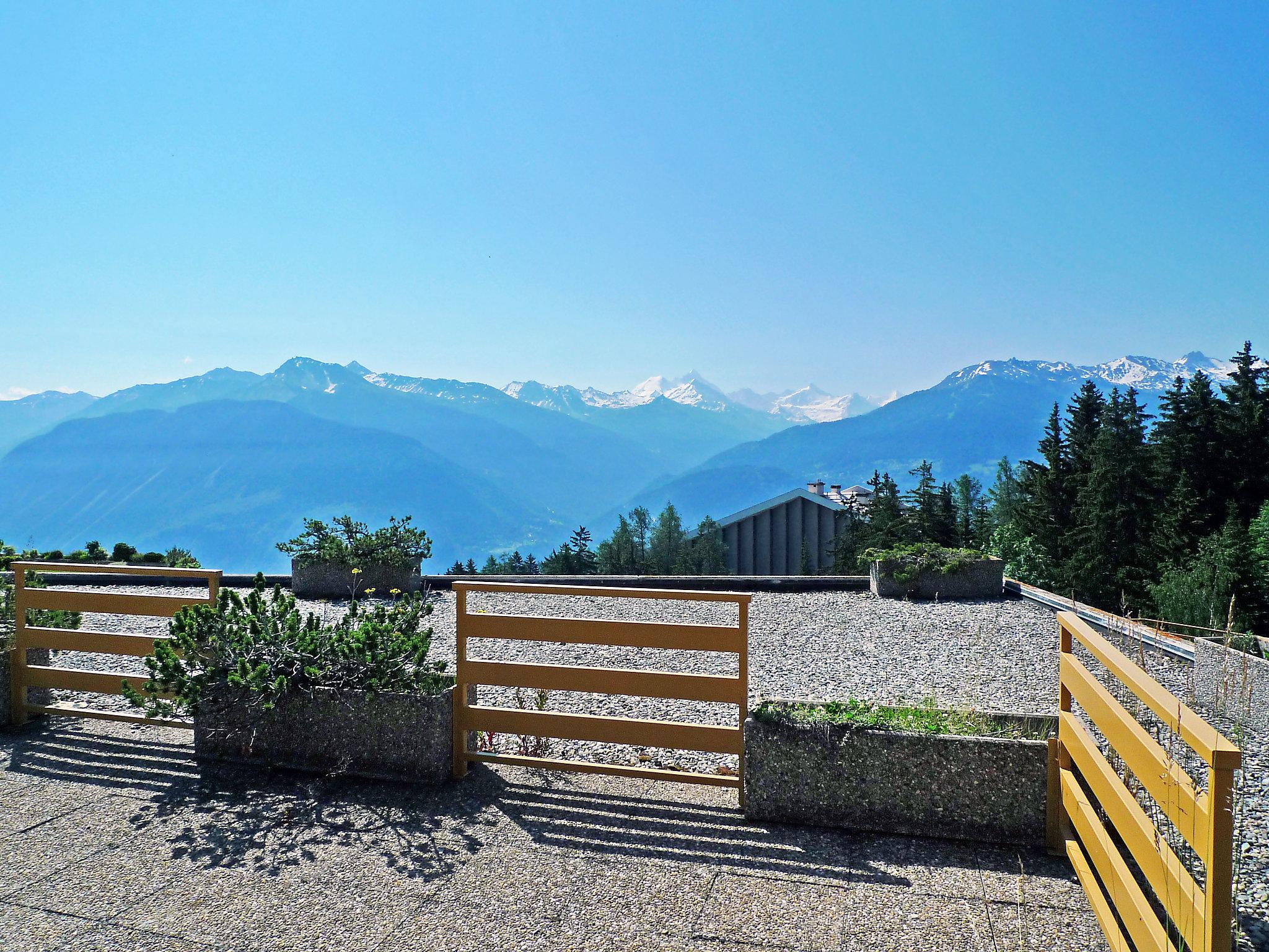 Foto 30 - Appartamento con 3 camere da letto a Crans-Montana con piscina e vista sulle montagne