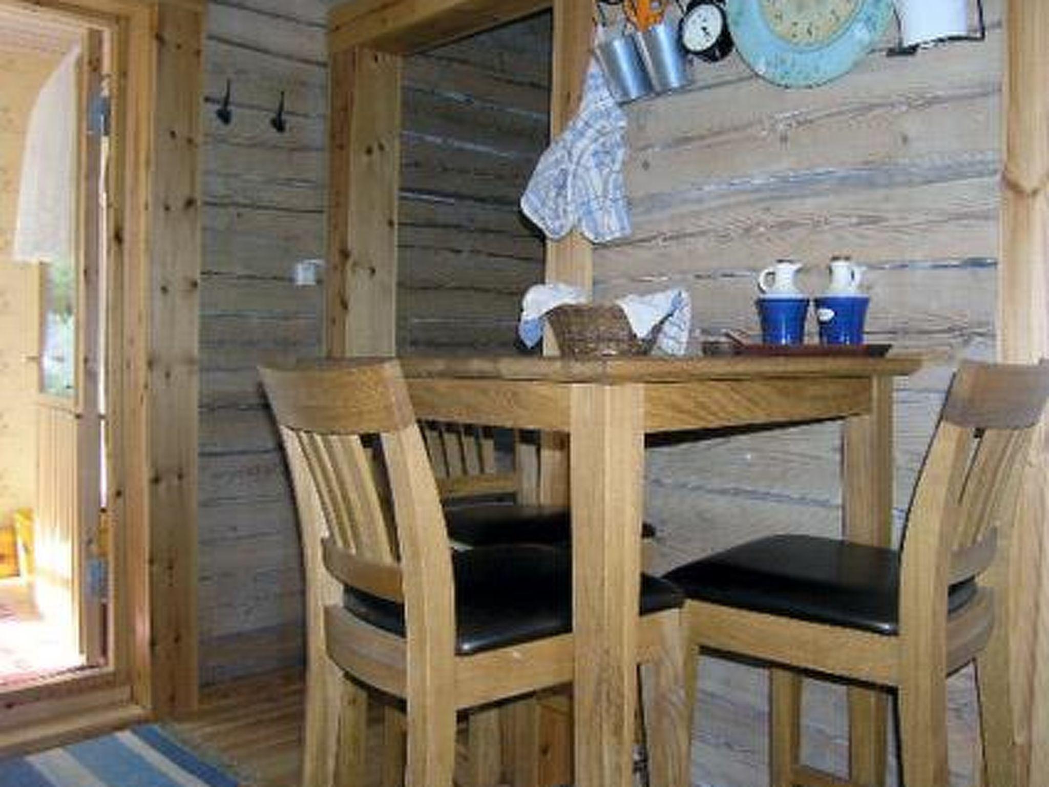 Foto 11 - Casa de 1 quarto em Muurame com sauna