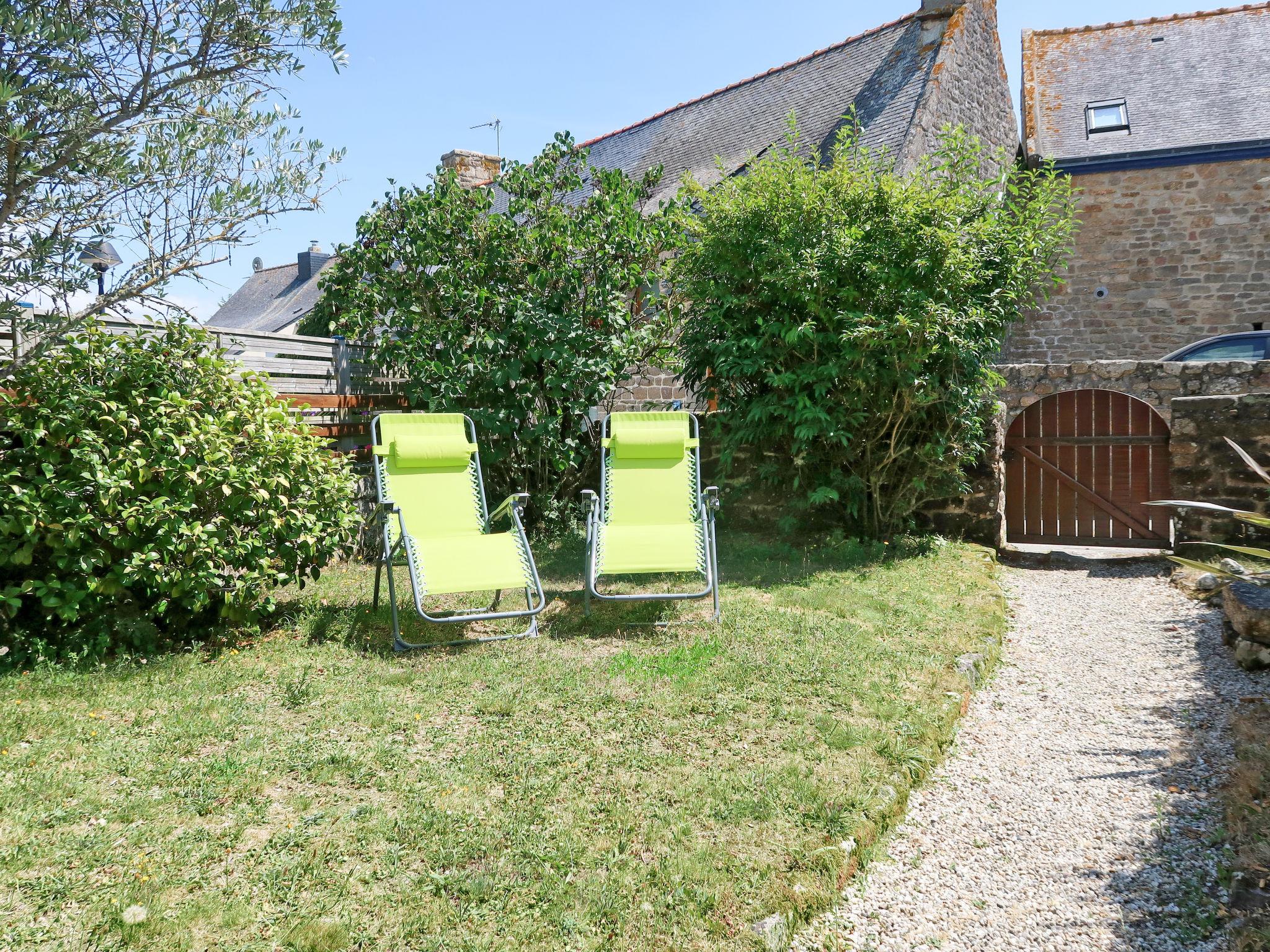 Photo 2 - Maison de 2 chambres à Ploemeur avec jardin et vues à la mer