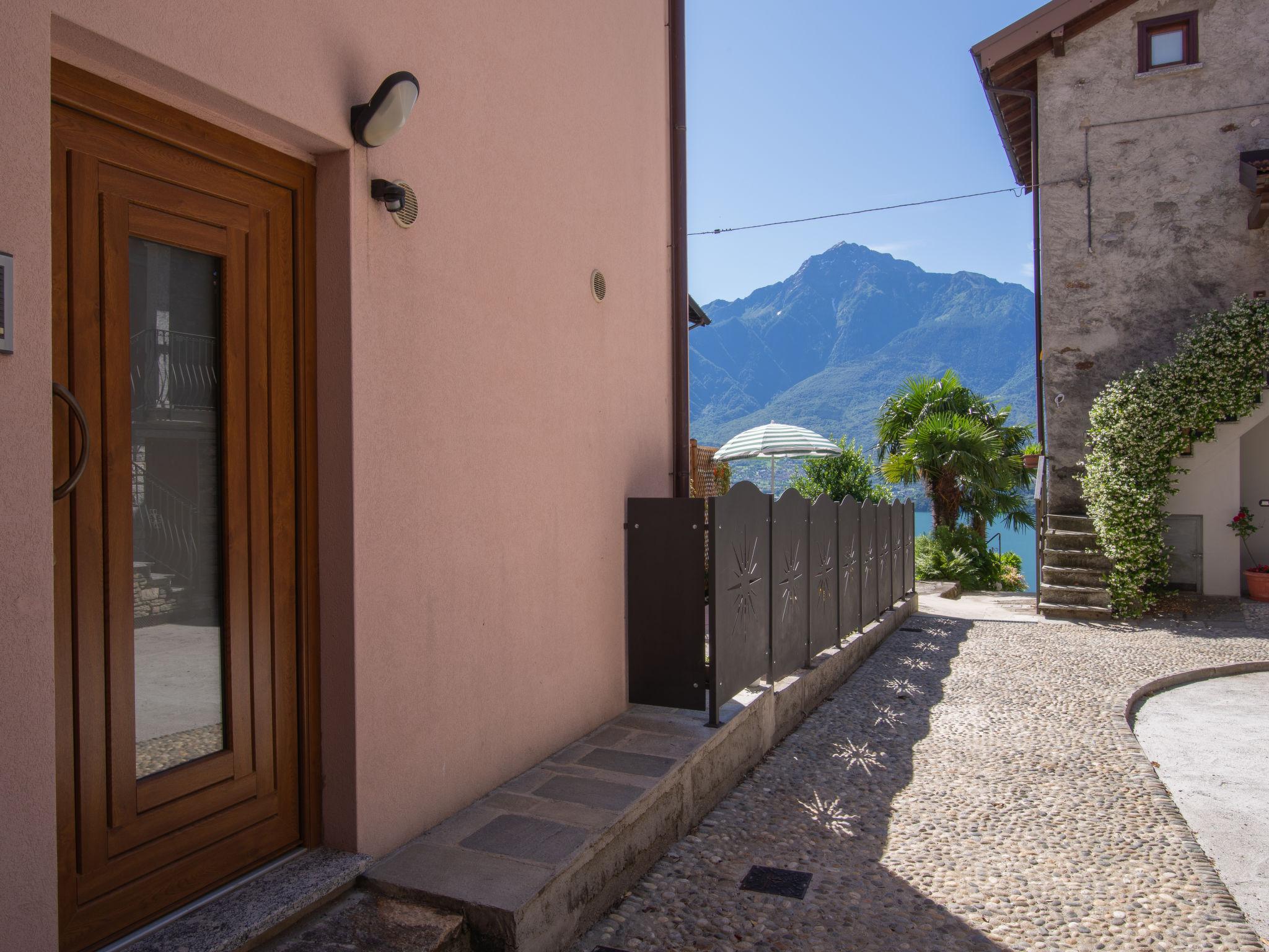 Foto 16 - Apartamento de 2 quartos em Vercana com terraço e vista para a montanha