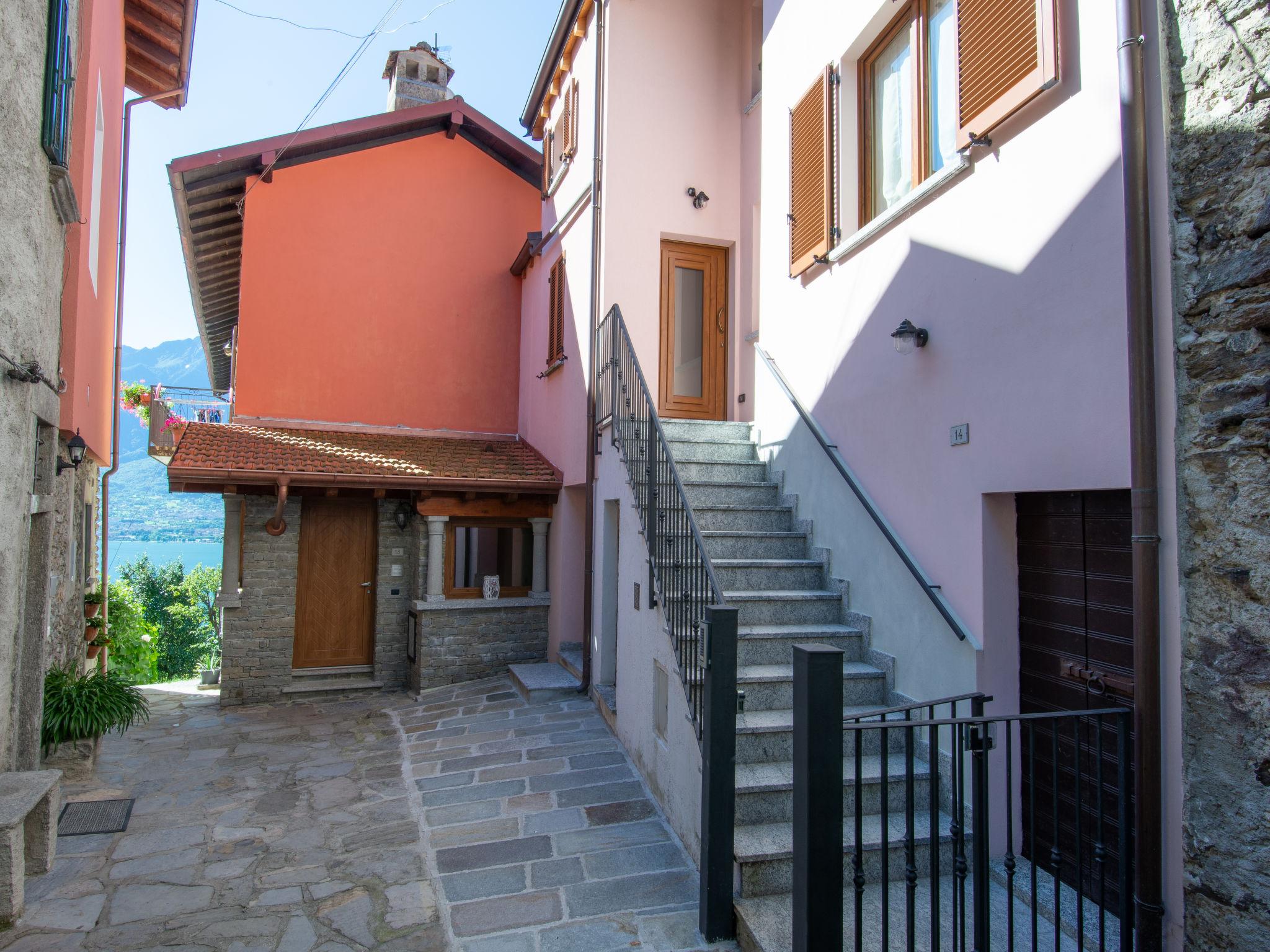 Photo 24 - Maison de 3 chambres à Vercana avec jardin et terrasse