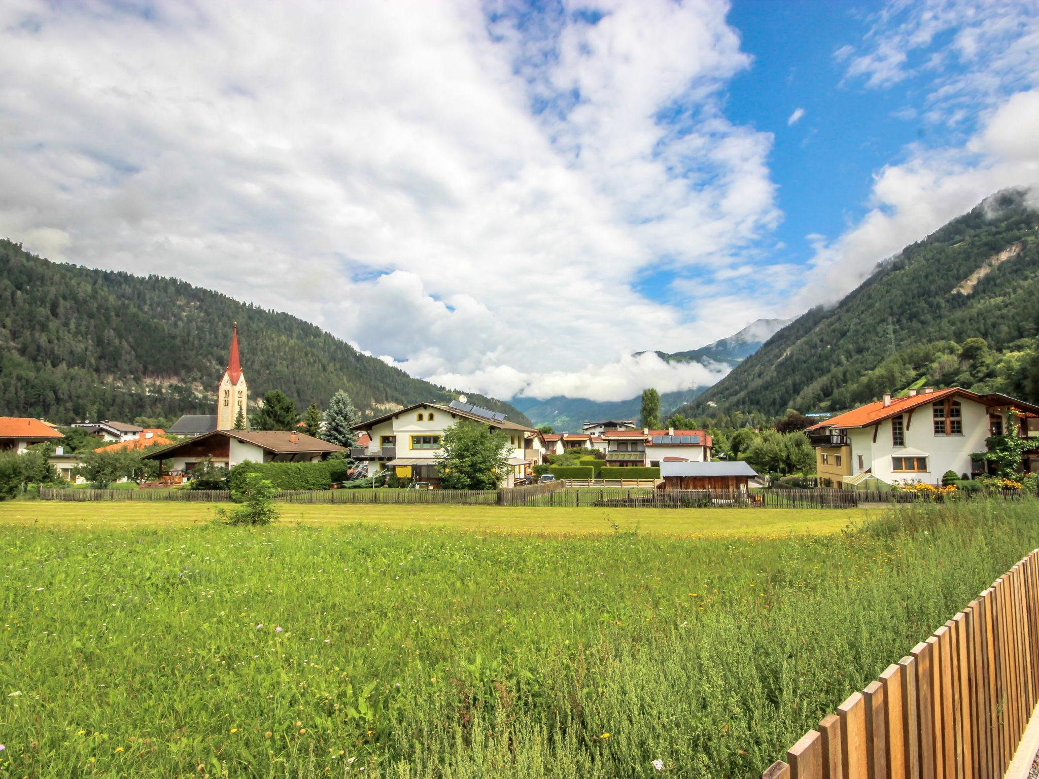 Foto 5 - Apartment mit 1 Schlafzimmer in Ried im Oberinntal mit garten und blick auf die berge