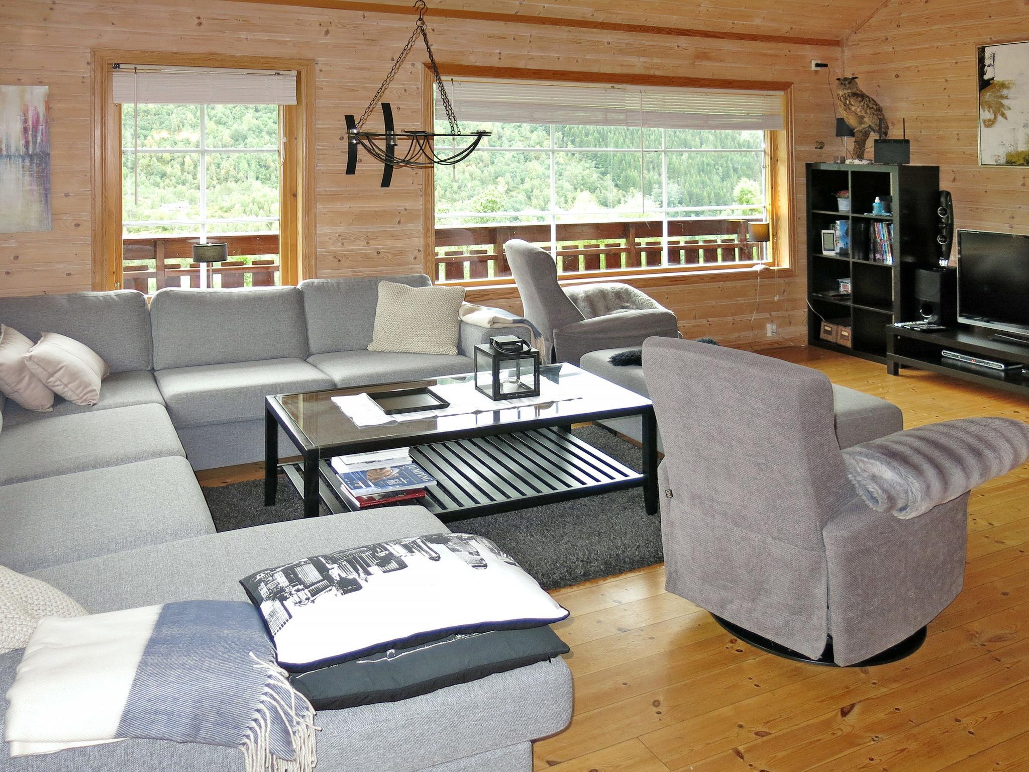Foto 10 - Casa de 3 habitaciones en Sogndal con terraza