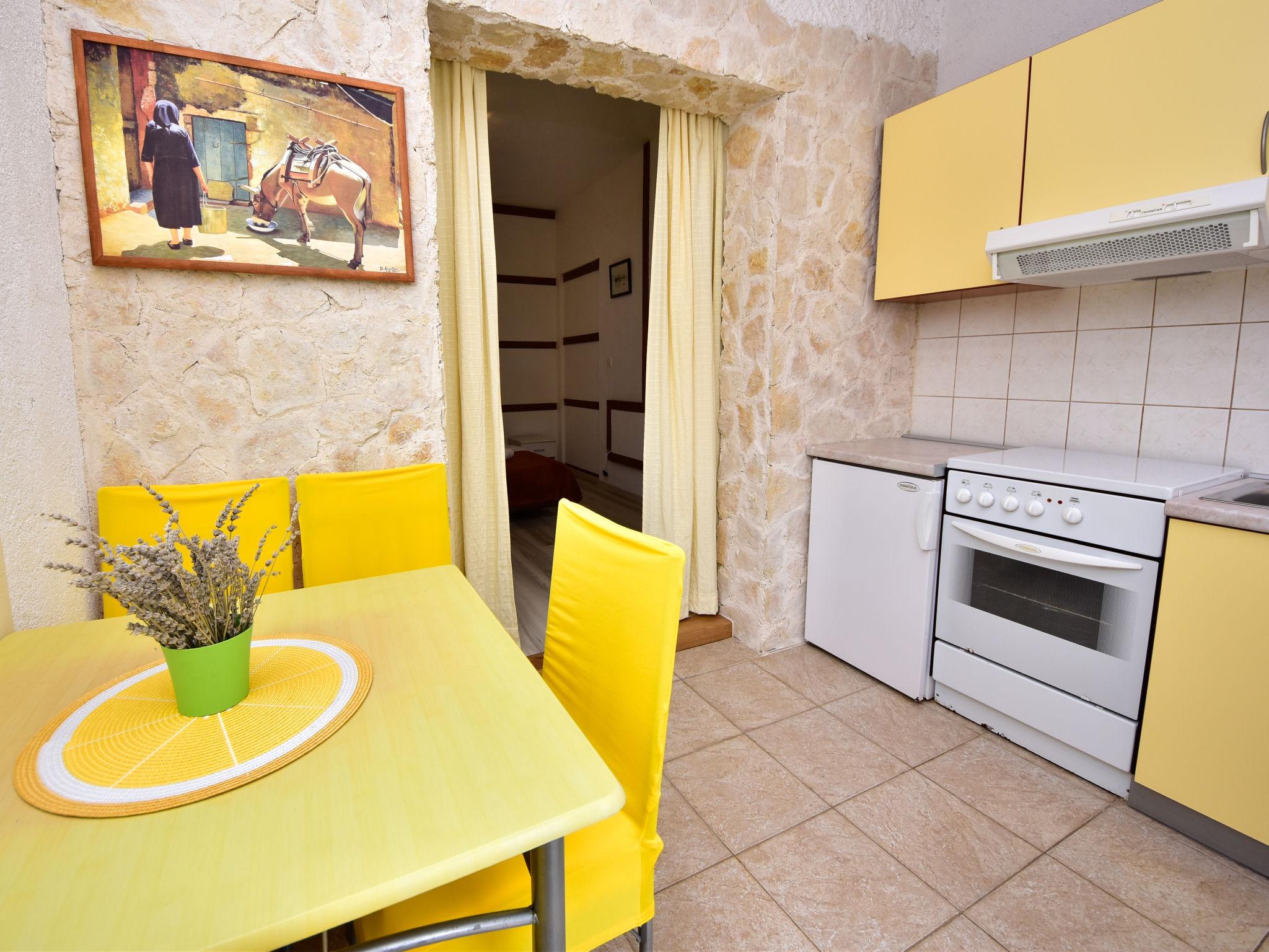 Photo 4 - Appartement en Sukošan avec terrasse