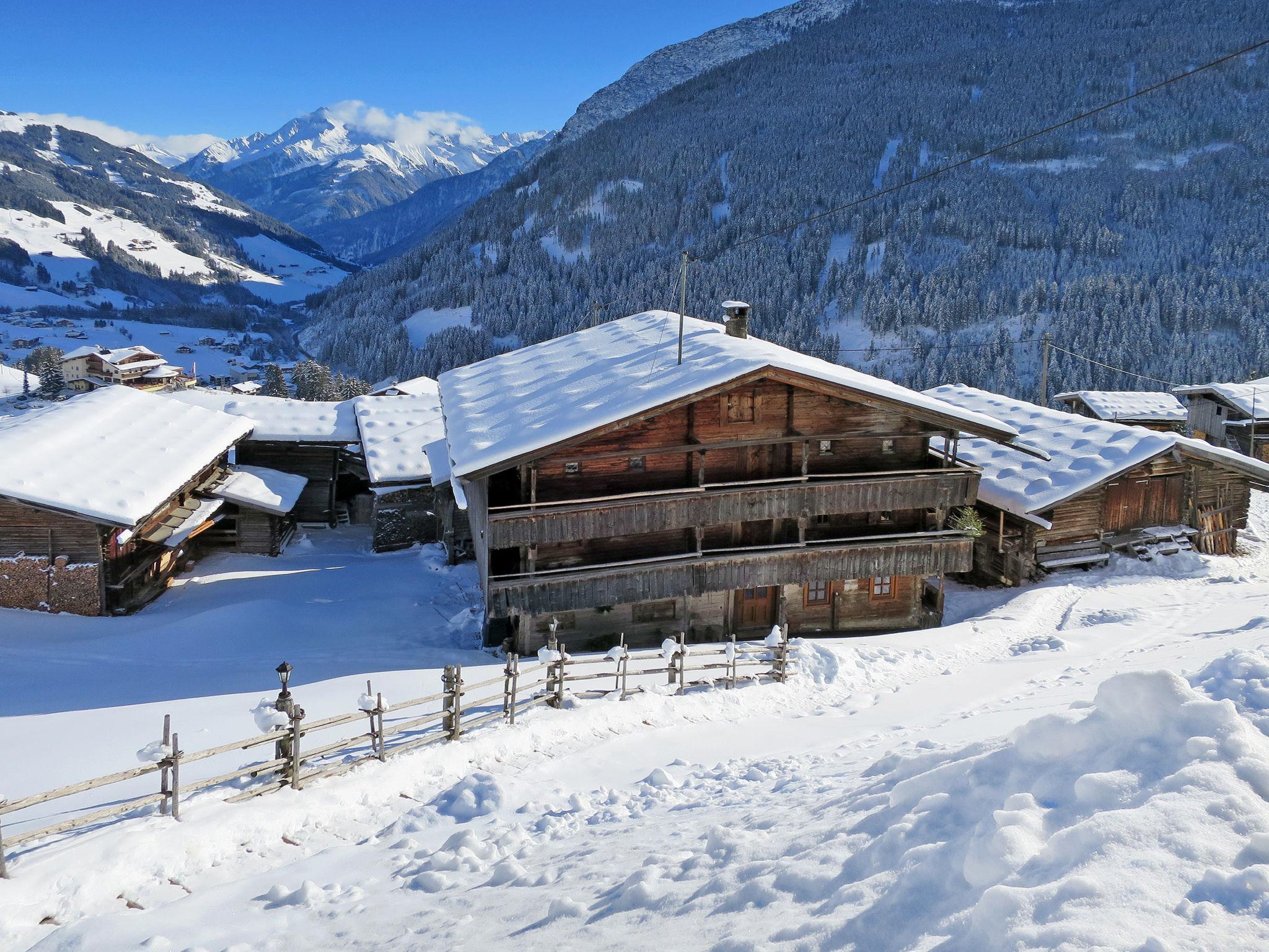 Photo 18 - Maison de 3 chambres à Tux avec jardin et vues sur la montagne