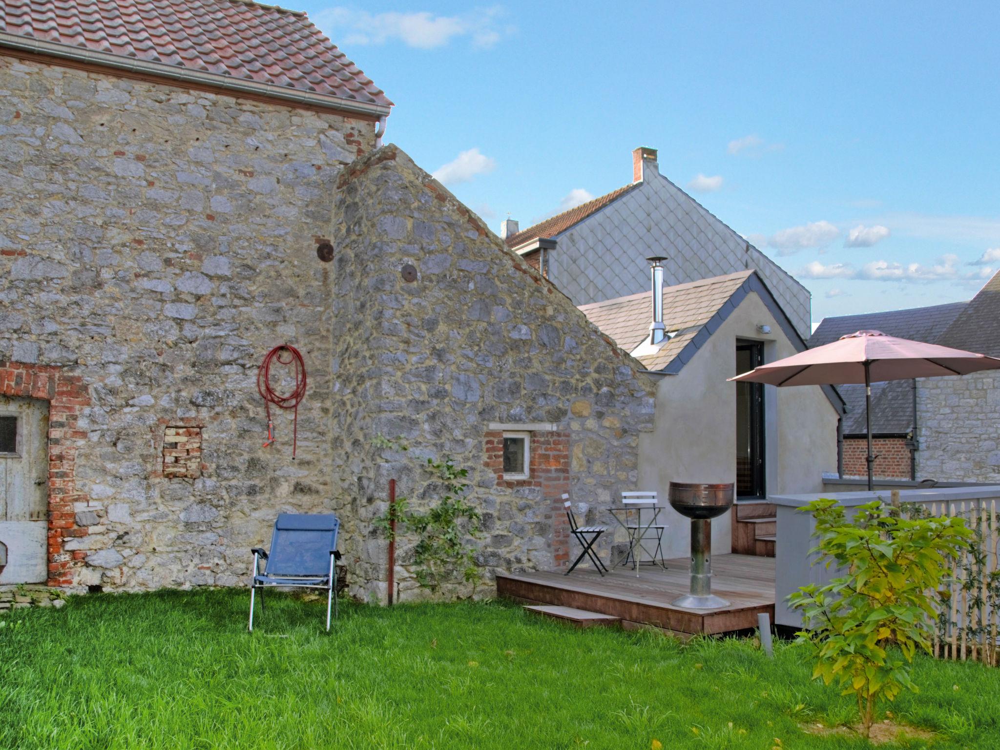 Foto 1 - Casa de 1 habitación en Florennes con jardín y terraza