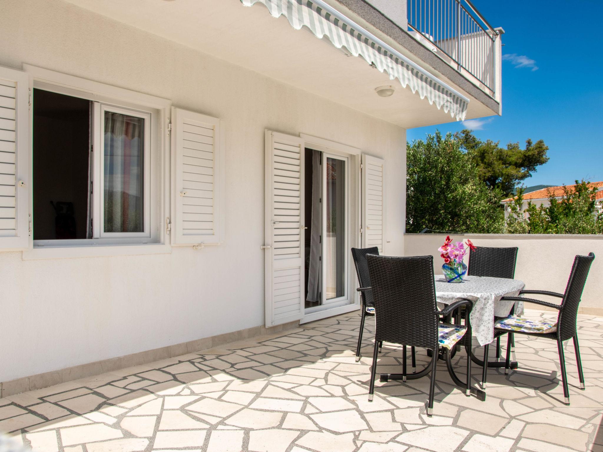 Foto 10 - Apartamento de 2 habitaciones en Split con terraza y vistas al mar
