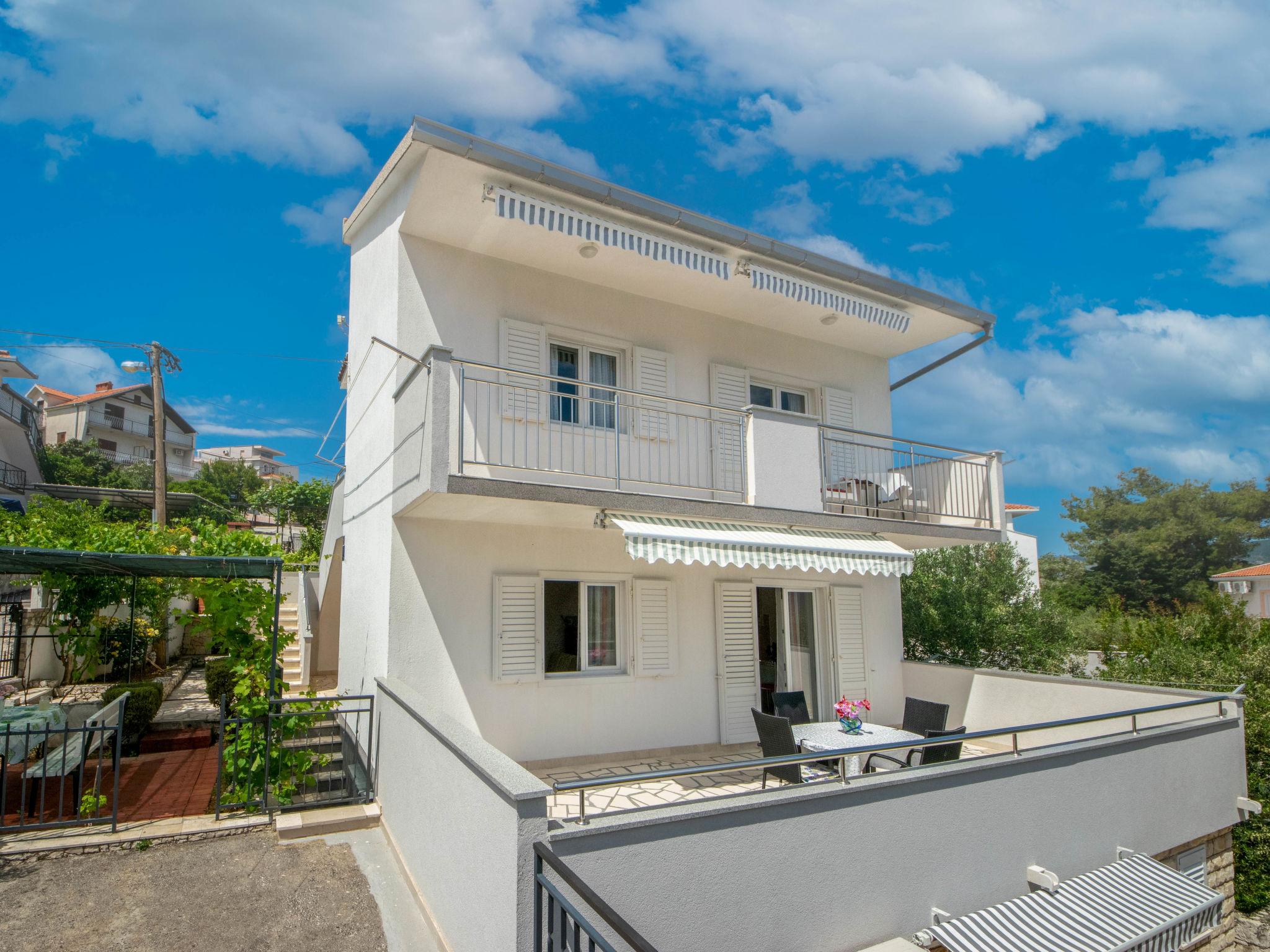 Foto 2 - Apartamento de 2 quartos em Split com terraço e vistas do mar