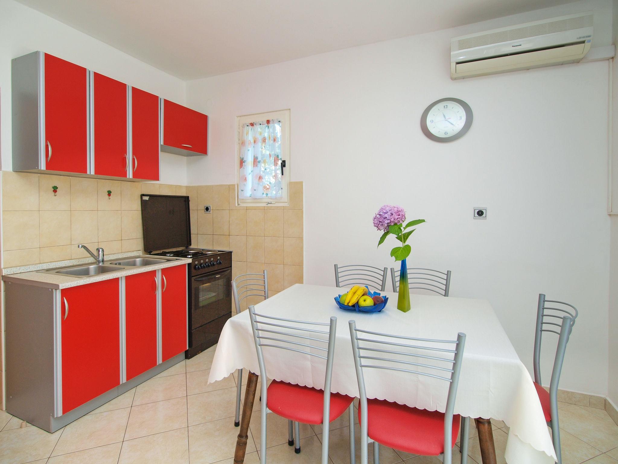 Foto 7 - Apartamento de 2 quartos em Split com terraço