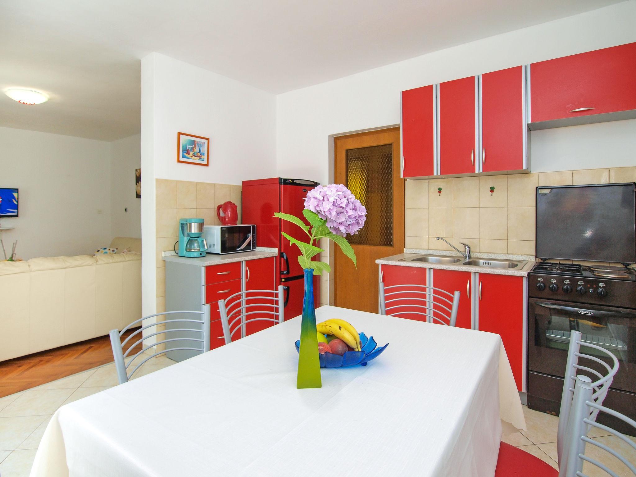 Foto 8 - Apartamento de 2 habitaciones en Split con terraza y vistas al mar