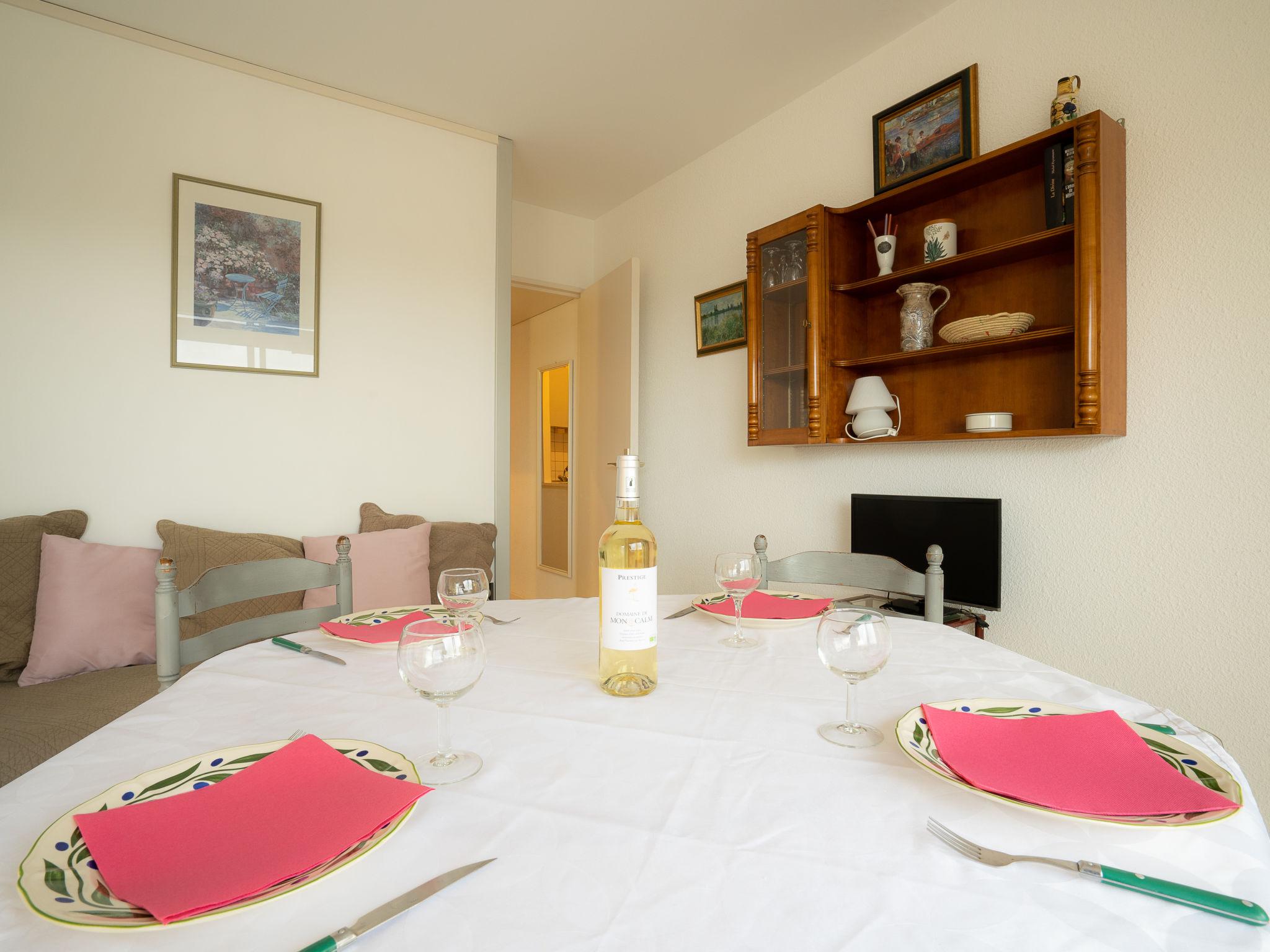 Photo 9 - 1 bedroom Apartment in Le Grau-du-Roi with swimming pool and terrace