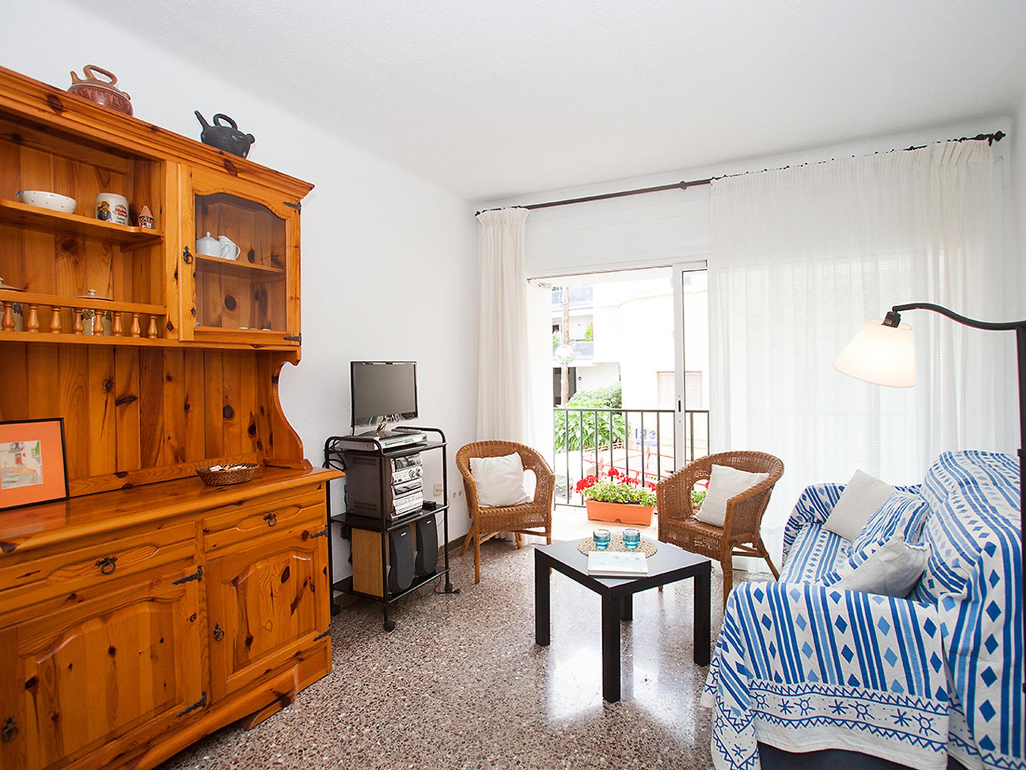 Photo 6 - Appartement de 2 chambres à Sant Pol de Mar avec vues à la mer