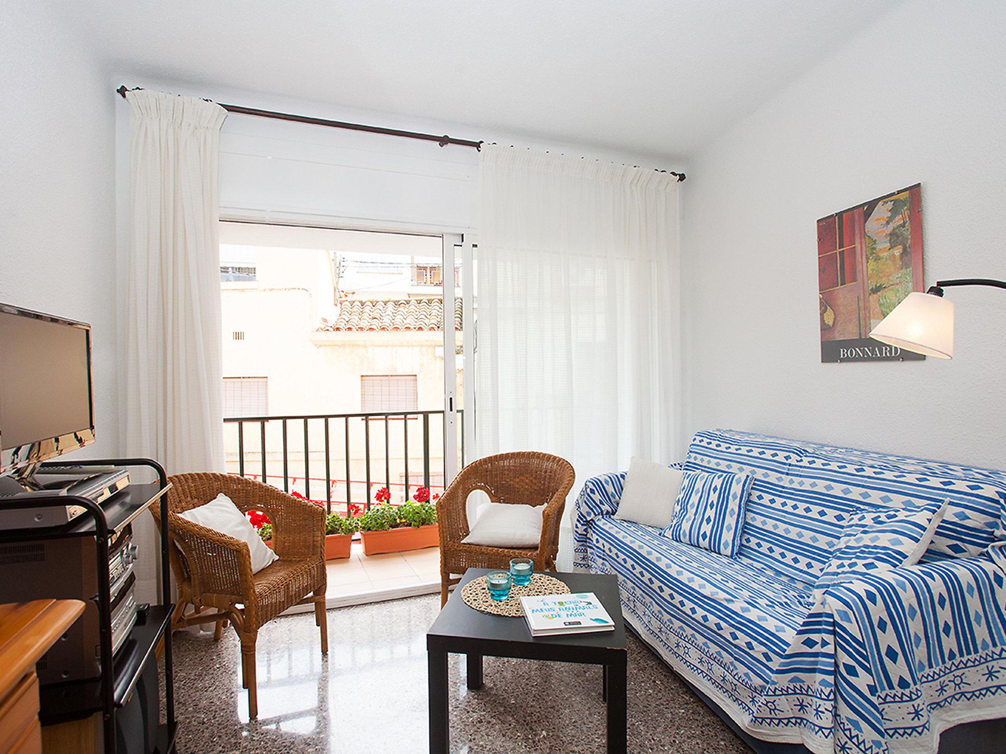 Photo 5 - 2 bedroom Apartment in Sant Pol de Mar