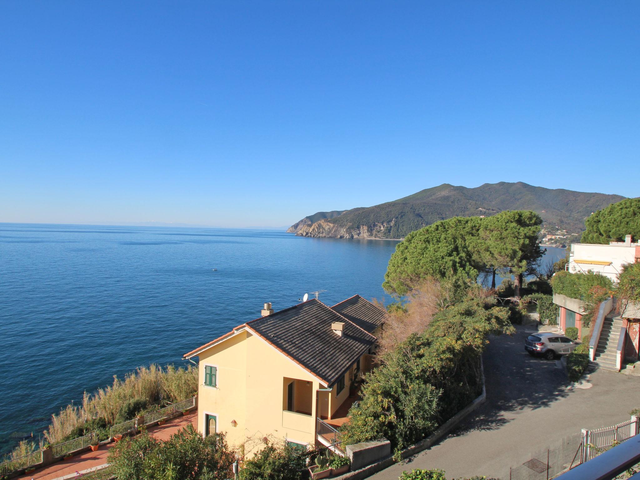 Foto 16 - Appartamento con 2 camere da letto a Moneglia con vista mare