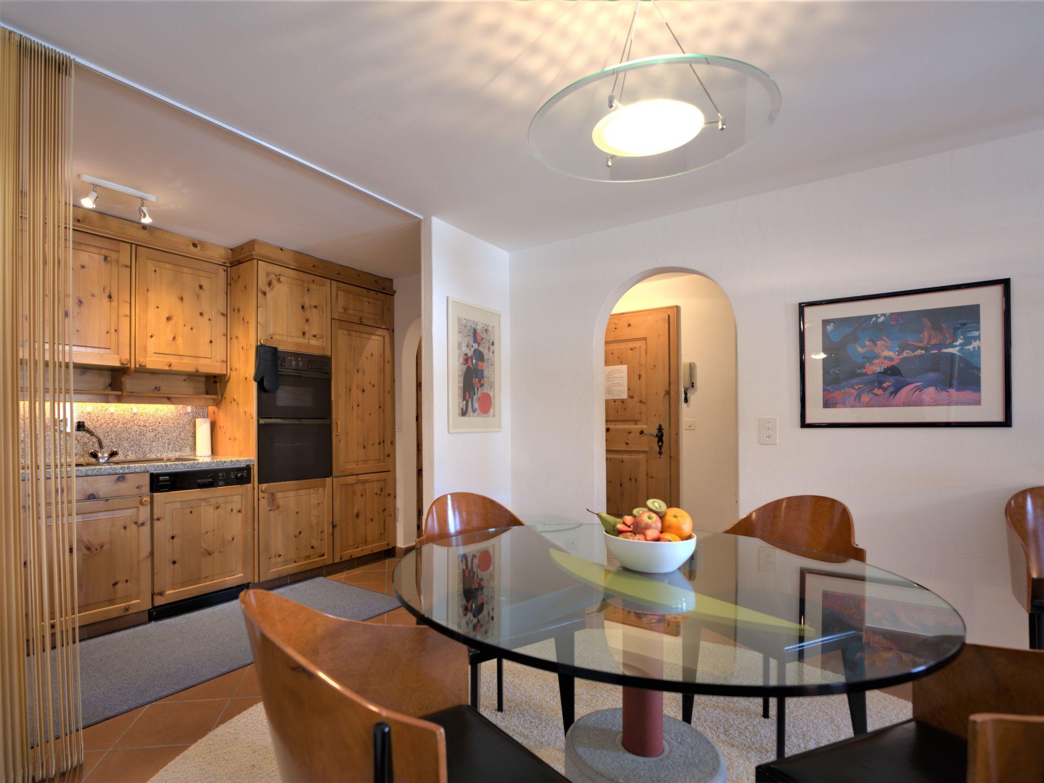 Foto 6 - Apartamento de 1 habitación en Sils im Engadin/Segl con jardín