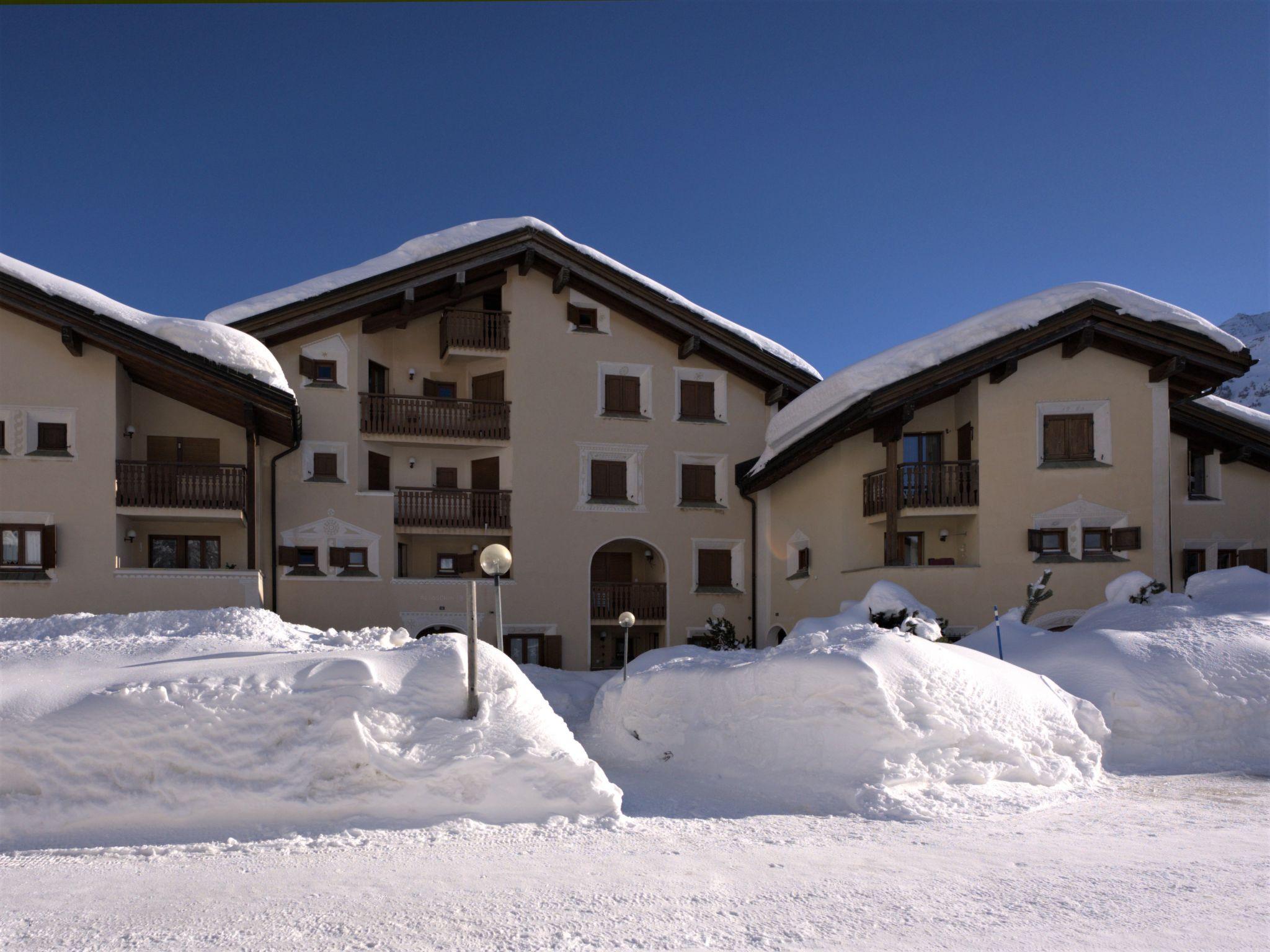 Foto 18 - Apartment mit 2 Schlafzimmern in Sils im Engadin/Segl mit blick auf die berge