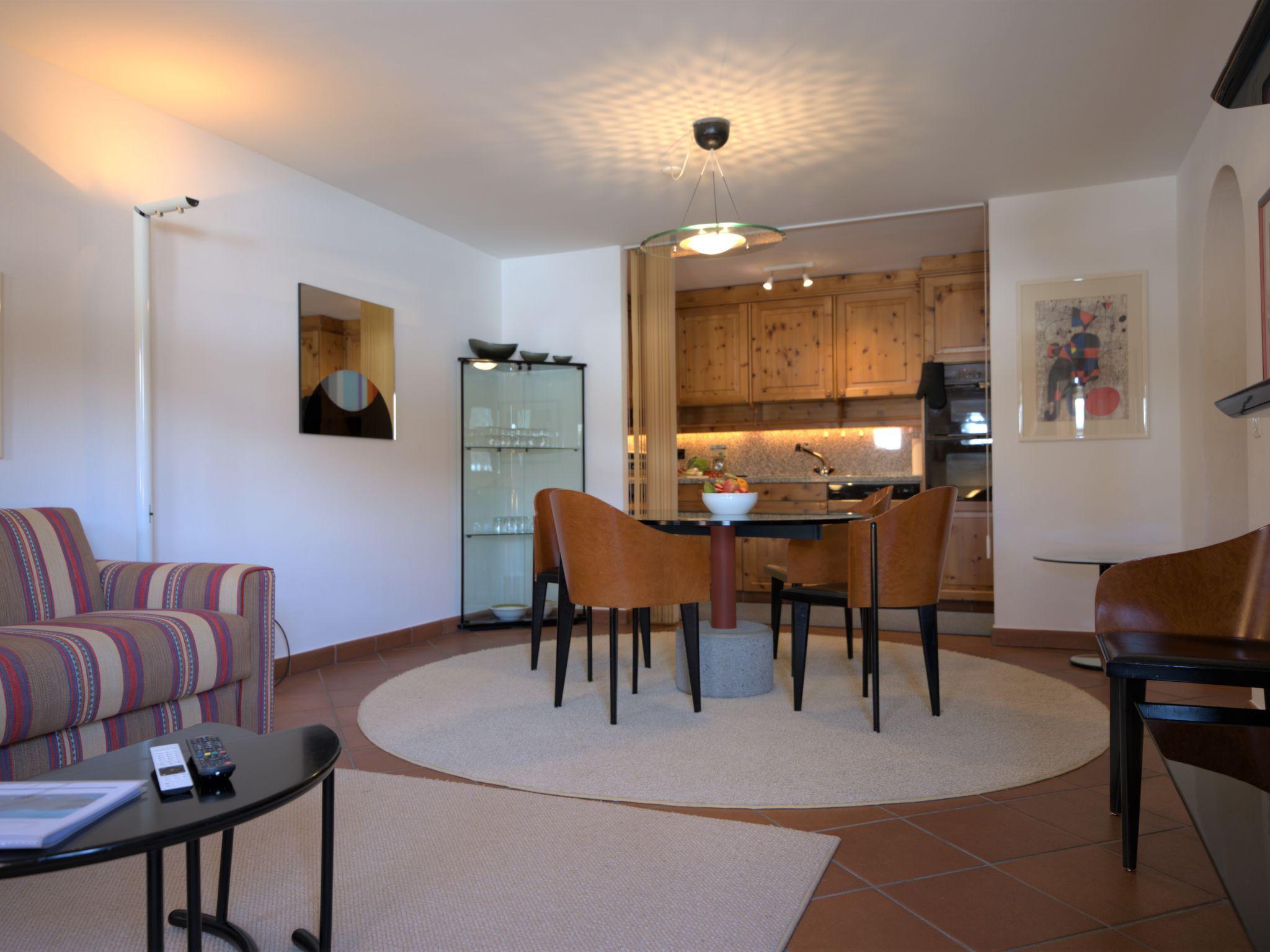 Photo 11 - 1 bedroom Apartment in Sils im Engadin/Segl with mountain view