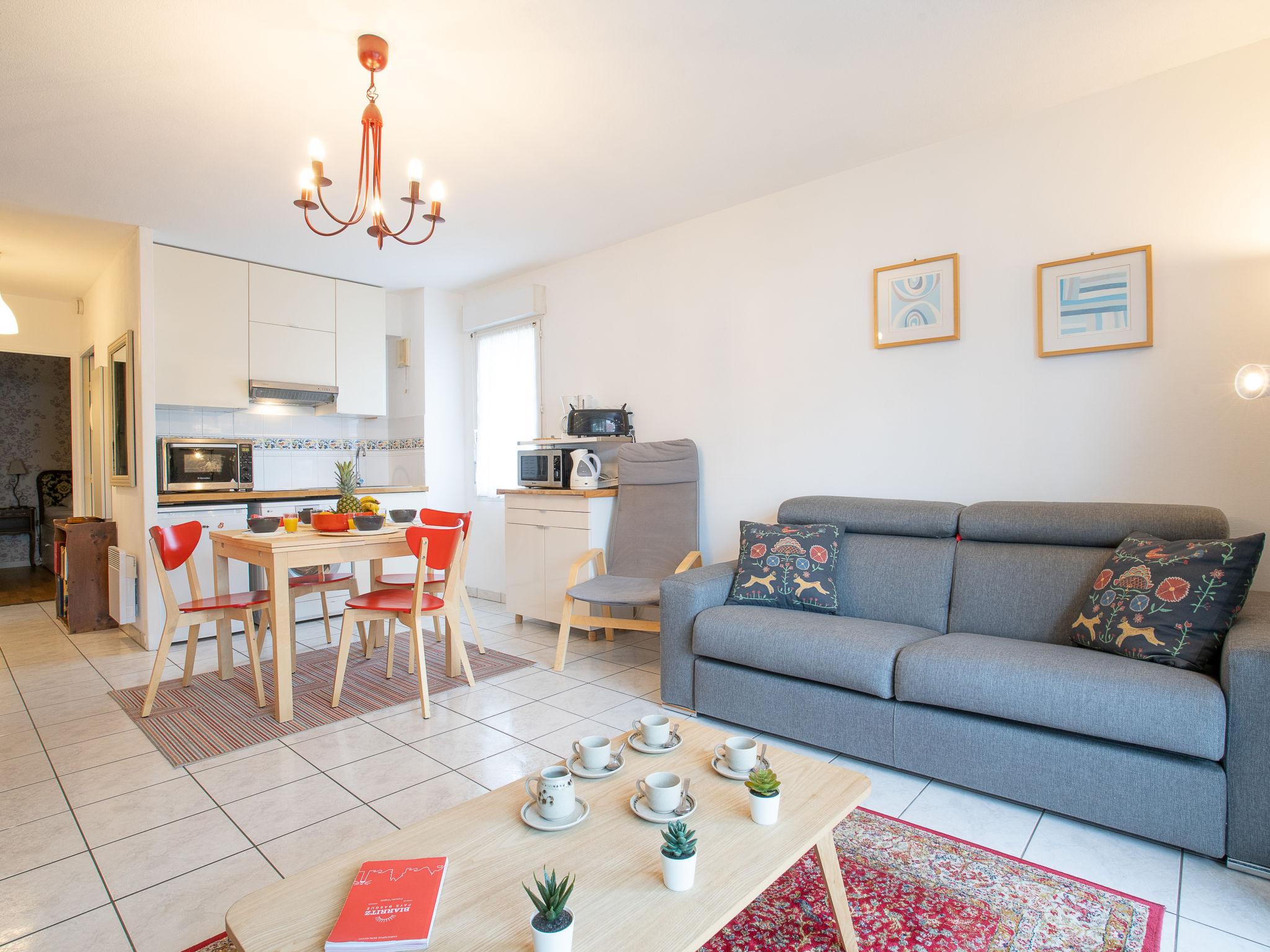 Foto 1 - Appartamento con 1 camera da letto a Biarritz con vista mare