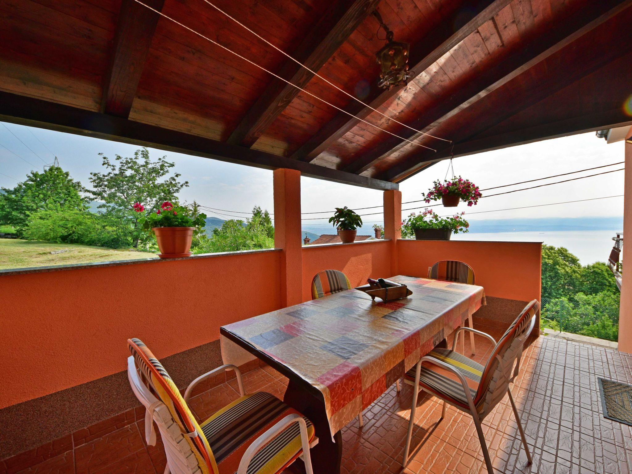 Photo 18 - 2 bedroom House in Opatija with garden and terrace