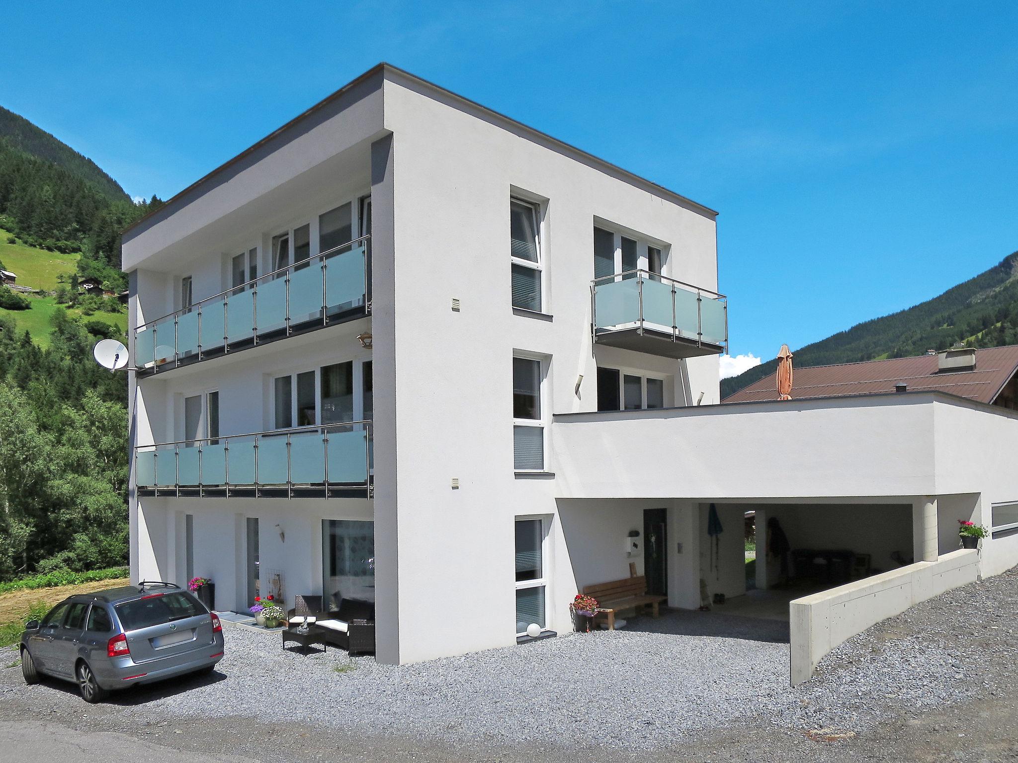 Photo 1 - Appartement de 2 chambres à See avec terrasse et vues sur la montagne