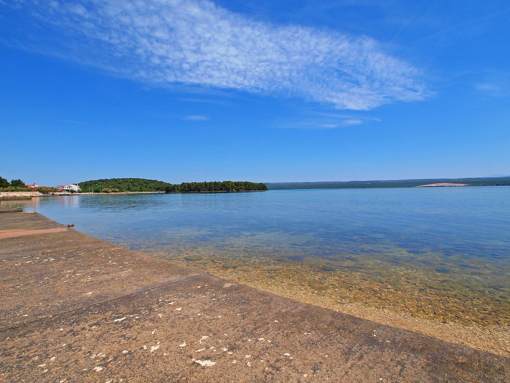 Foto 18 - Apartamento de 2 quartos em Sibenik com jardim