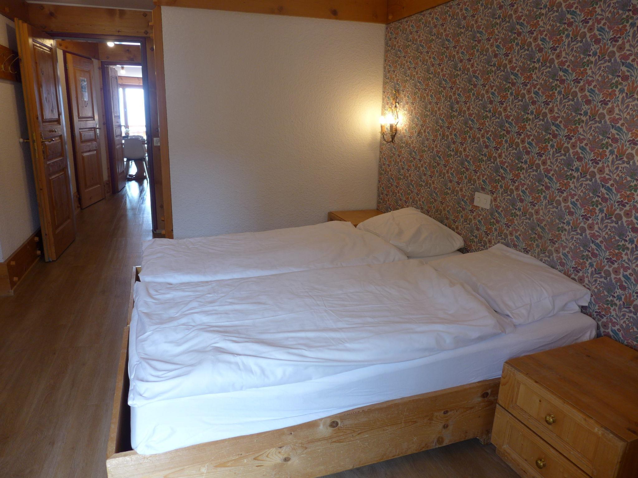 Foto 12 - Appartamento con 1 camera da letto a Ollon con piscina e vista sulle montagne