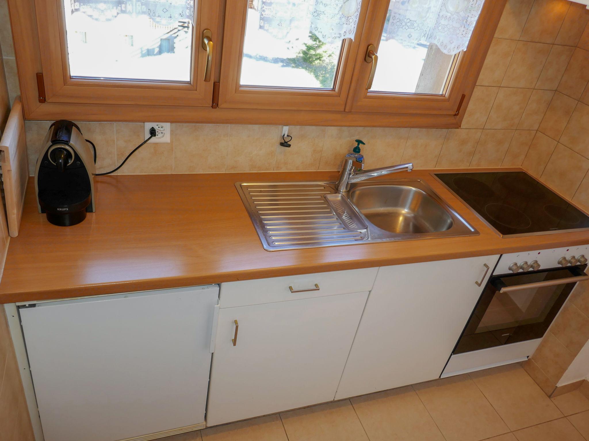 Photo 7 - 2 bedroom Apartment in Nendaz with swimming pool and mountain view