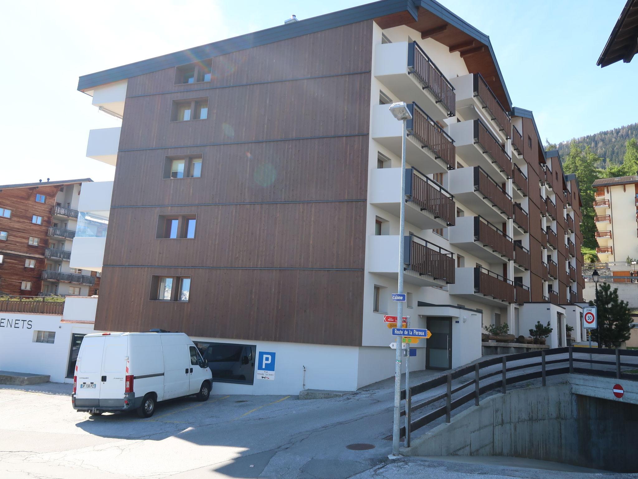 Foto 2 - Appartamento con 1 camera da letto a Nendaz con piscina e vista sulle montagne