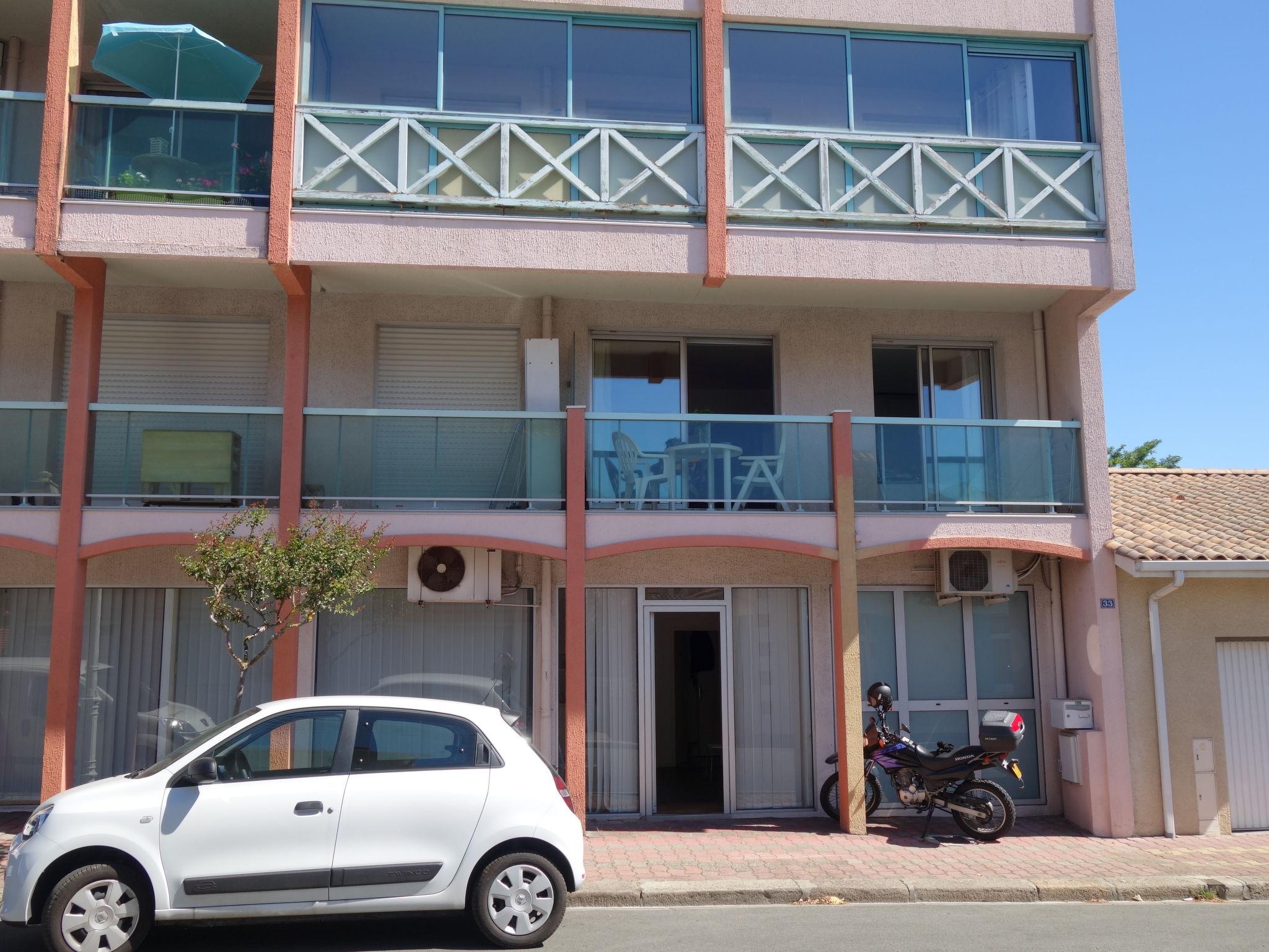 Foto 12 - Apartamento de 1 habitación en Arcachon con vistas al mar