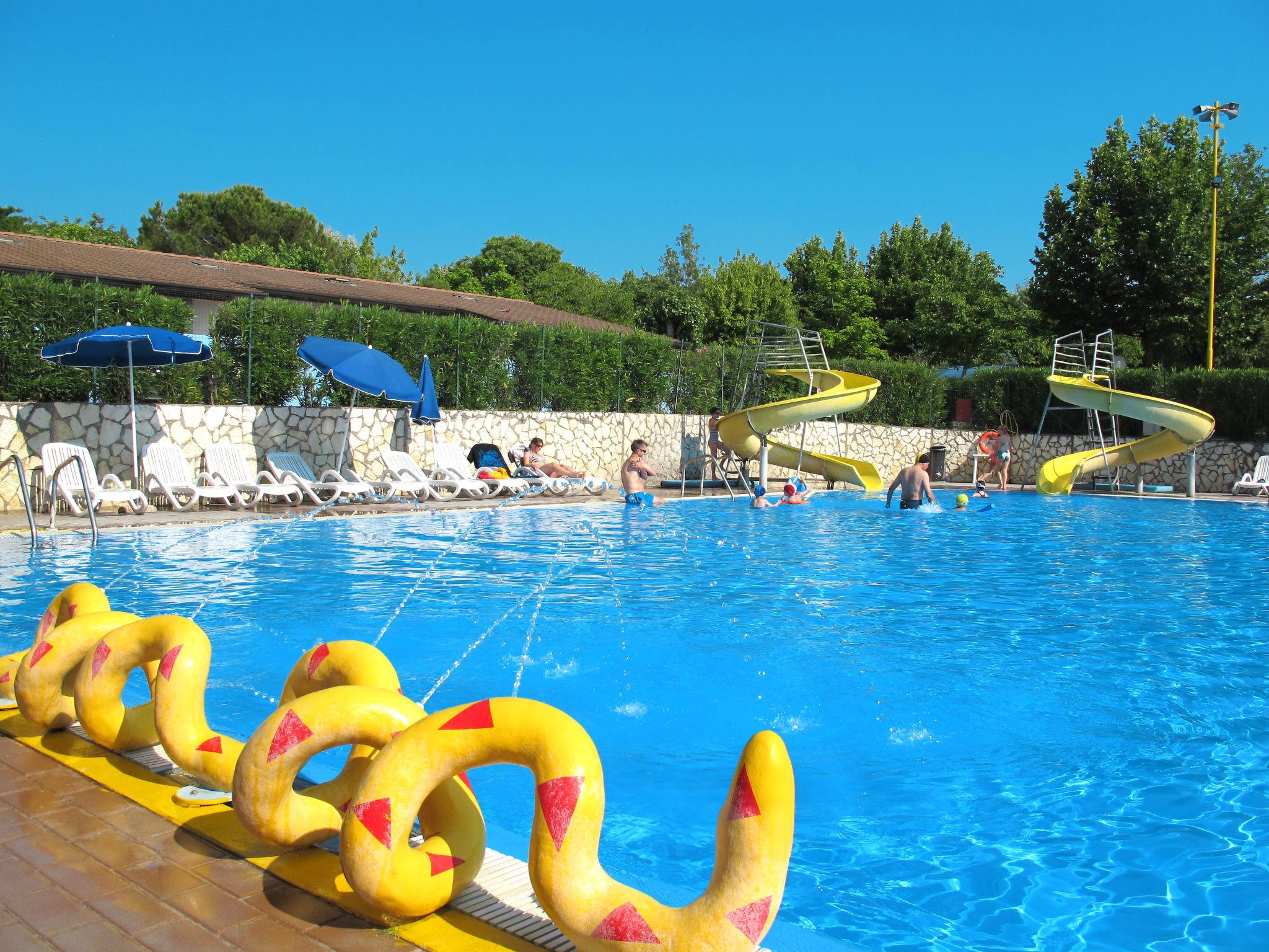 Photo 11 - Maison de 3 chambres à Bardolino avec piscine et jardin