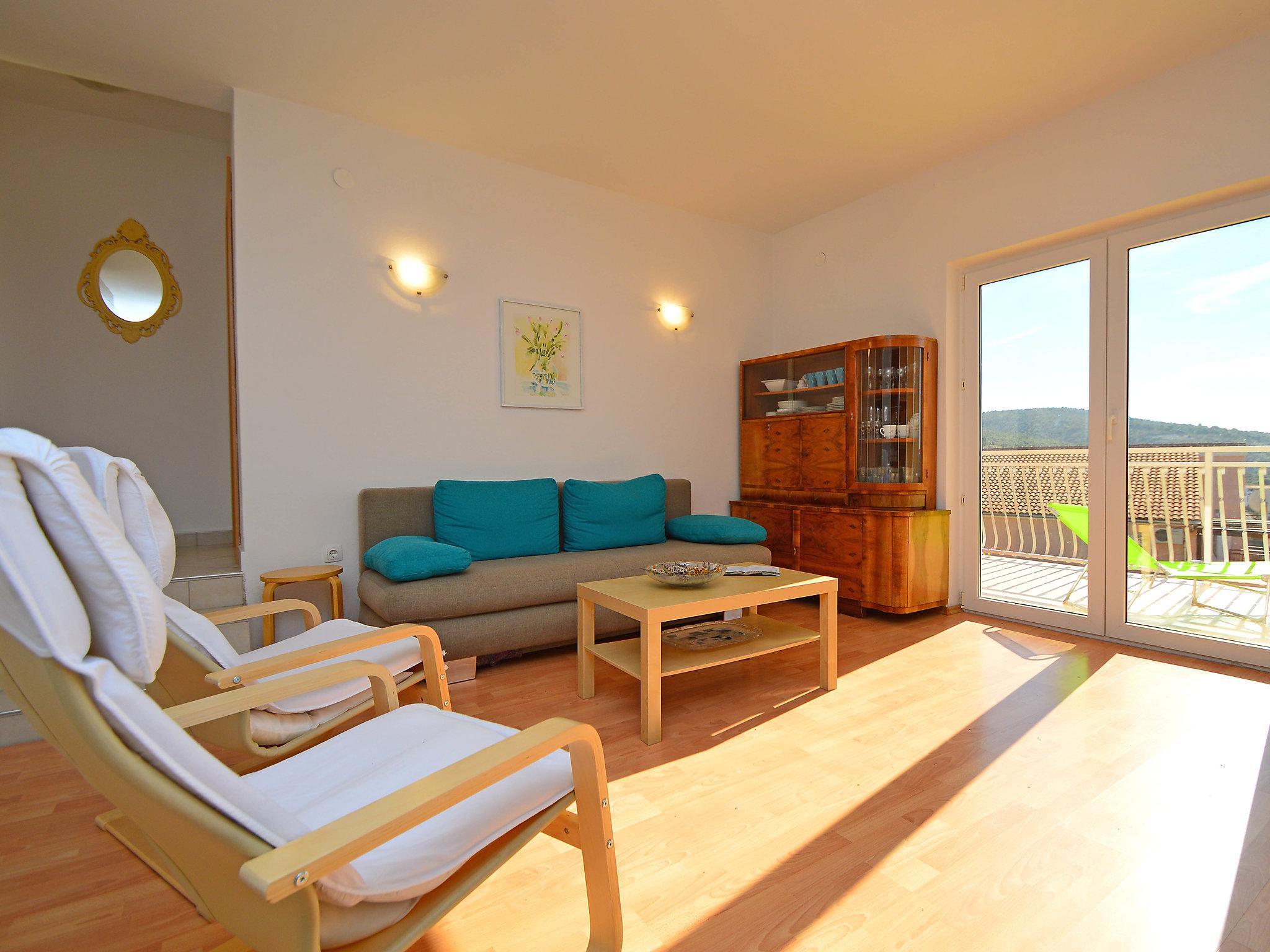 Foto 7 - Casa de 3 habitaciones en Primošten con terraza y vistas al mar