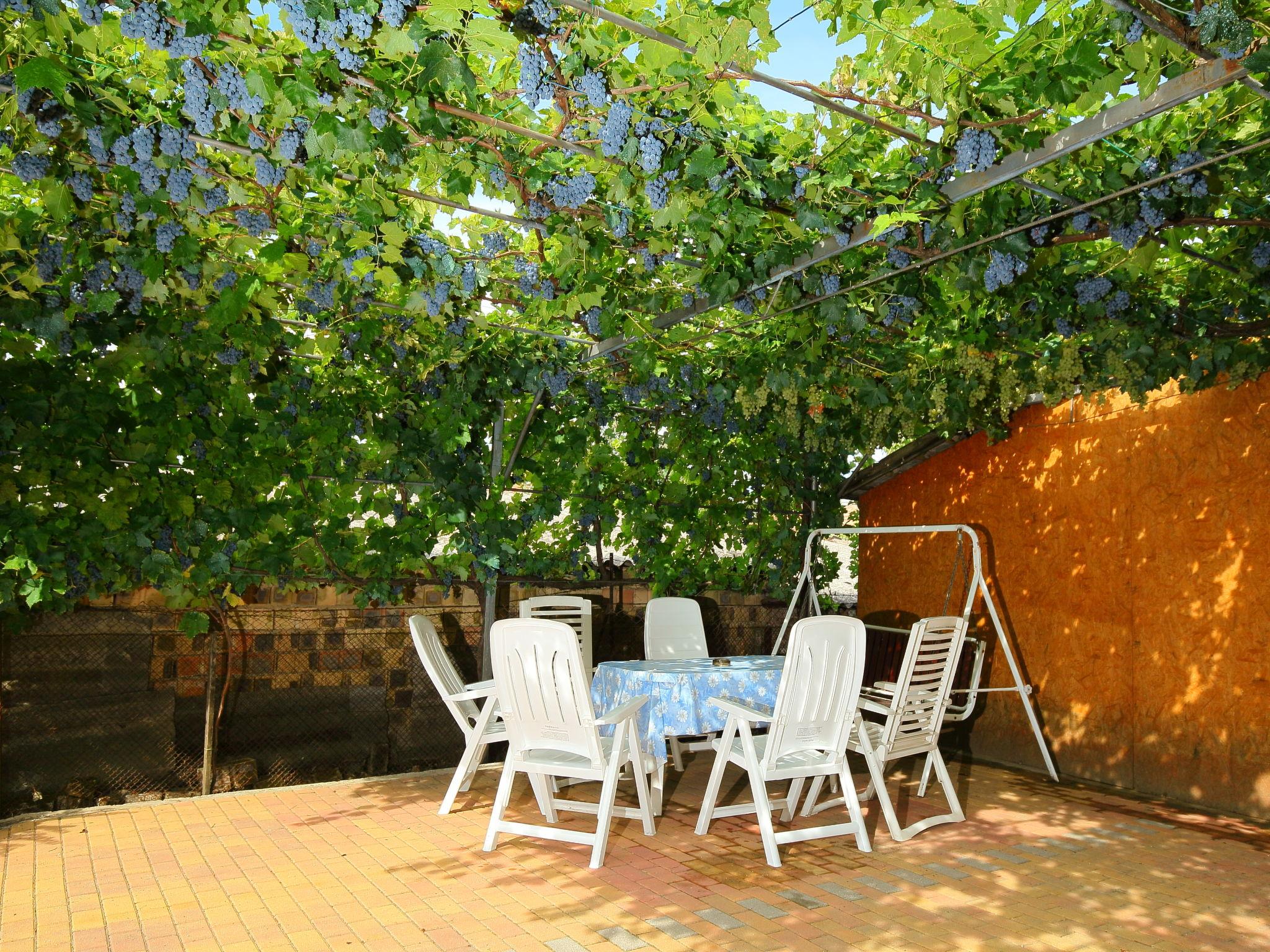 Photo 2 - Appartement de 3 chambres à Balatonszemes avec jardin et vues sur la montagne