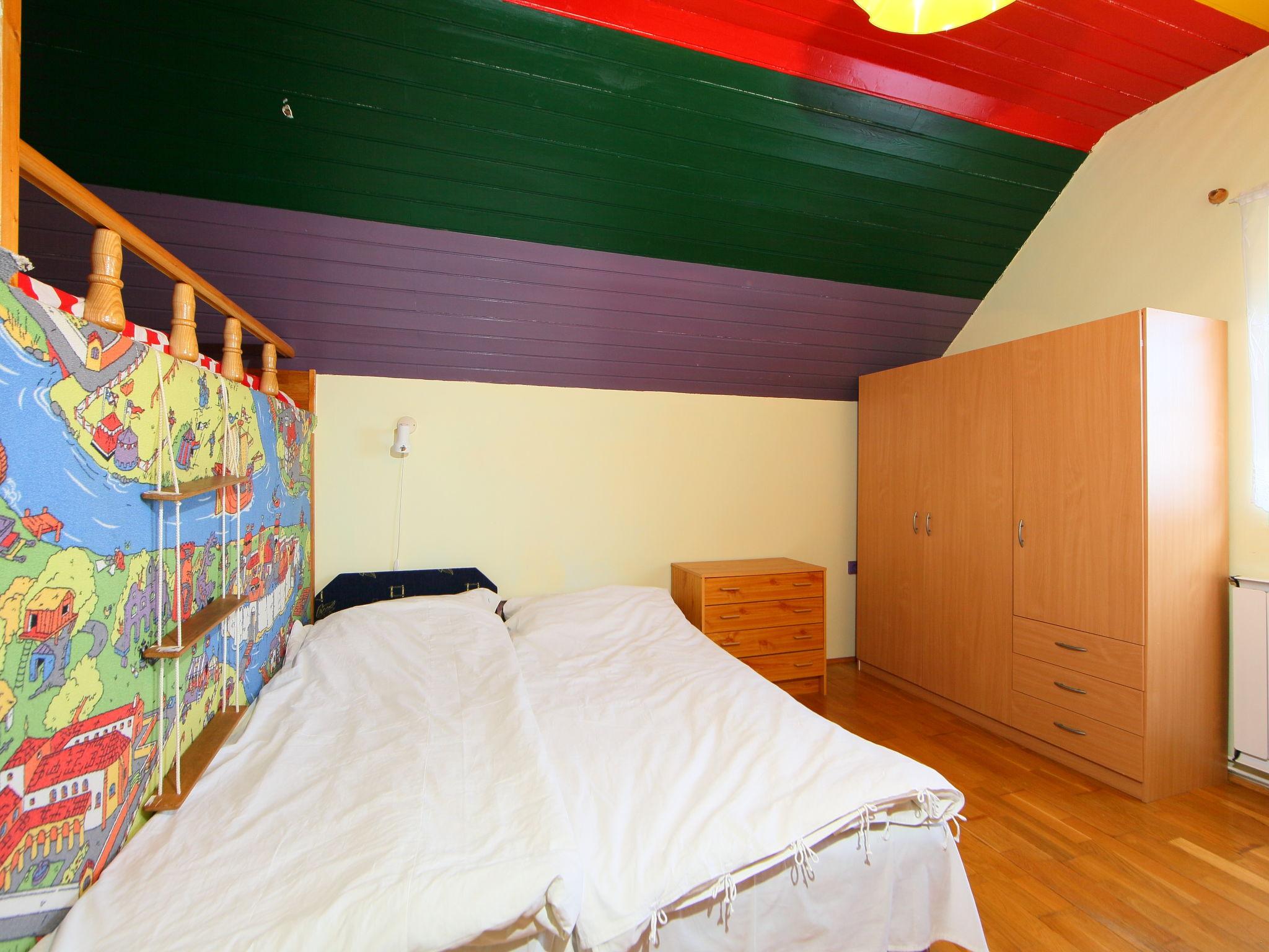 Foto 11 - Apartment mit 3 Schlafzimmern in Balatonszemes mit garten und blick auf die berge