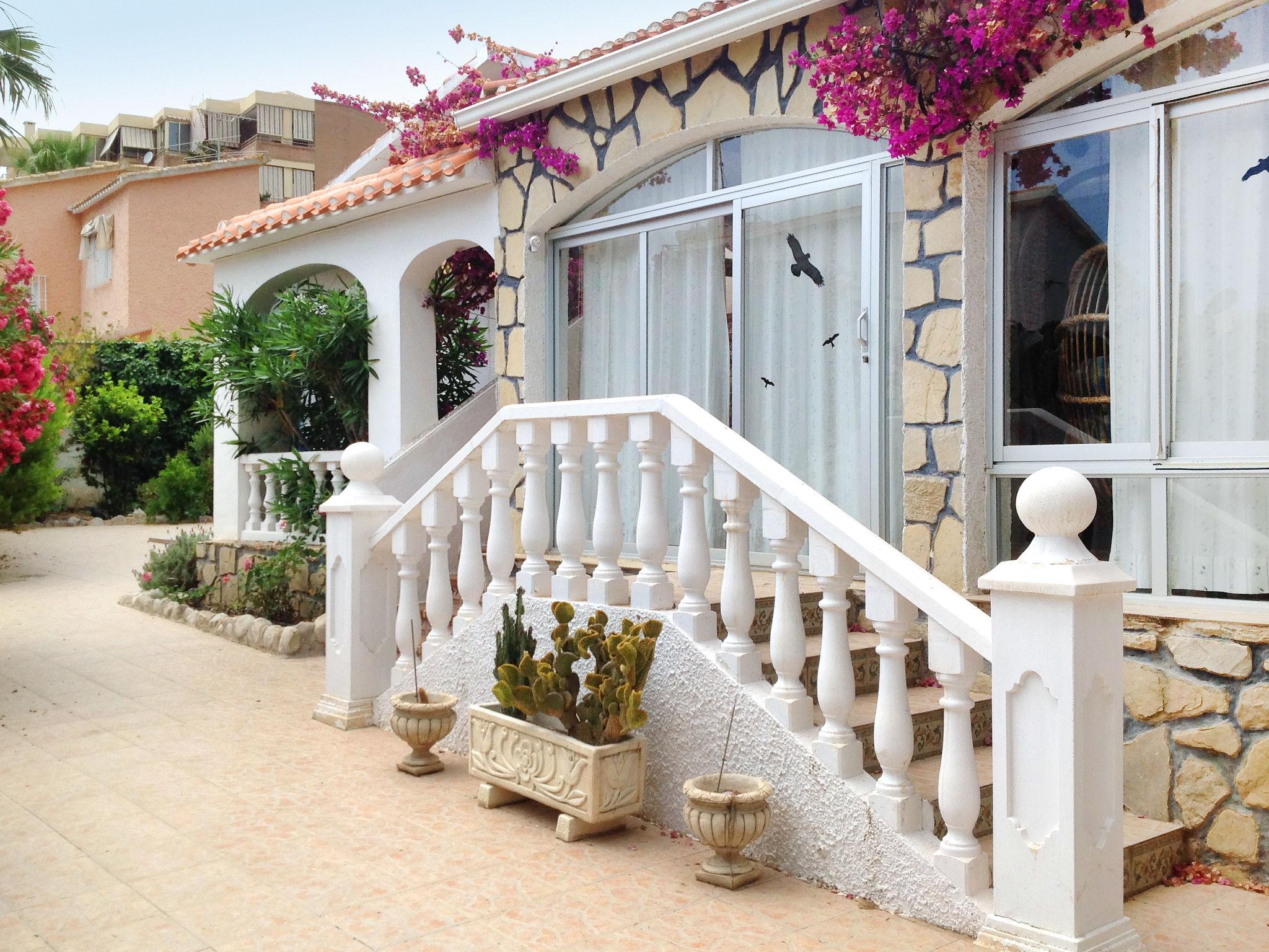 Photo 2 - Maison de 2 chambres à Villajoyosa avec piscine privée et vues à la mer