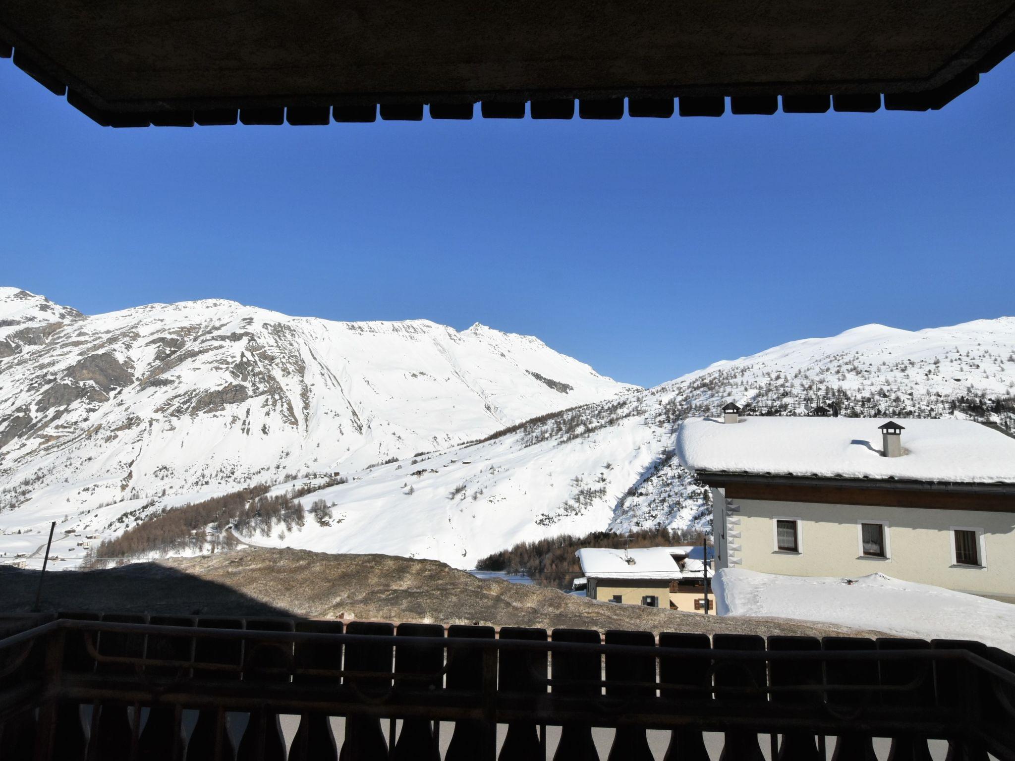 Foto 21 - Apartamento de 2 quartos em Livigno com vista para a montanha