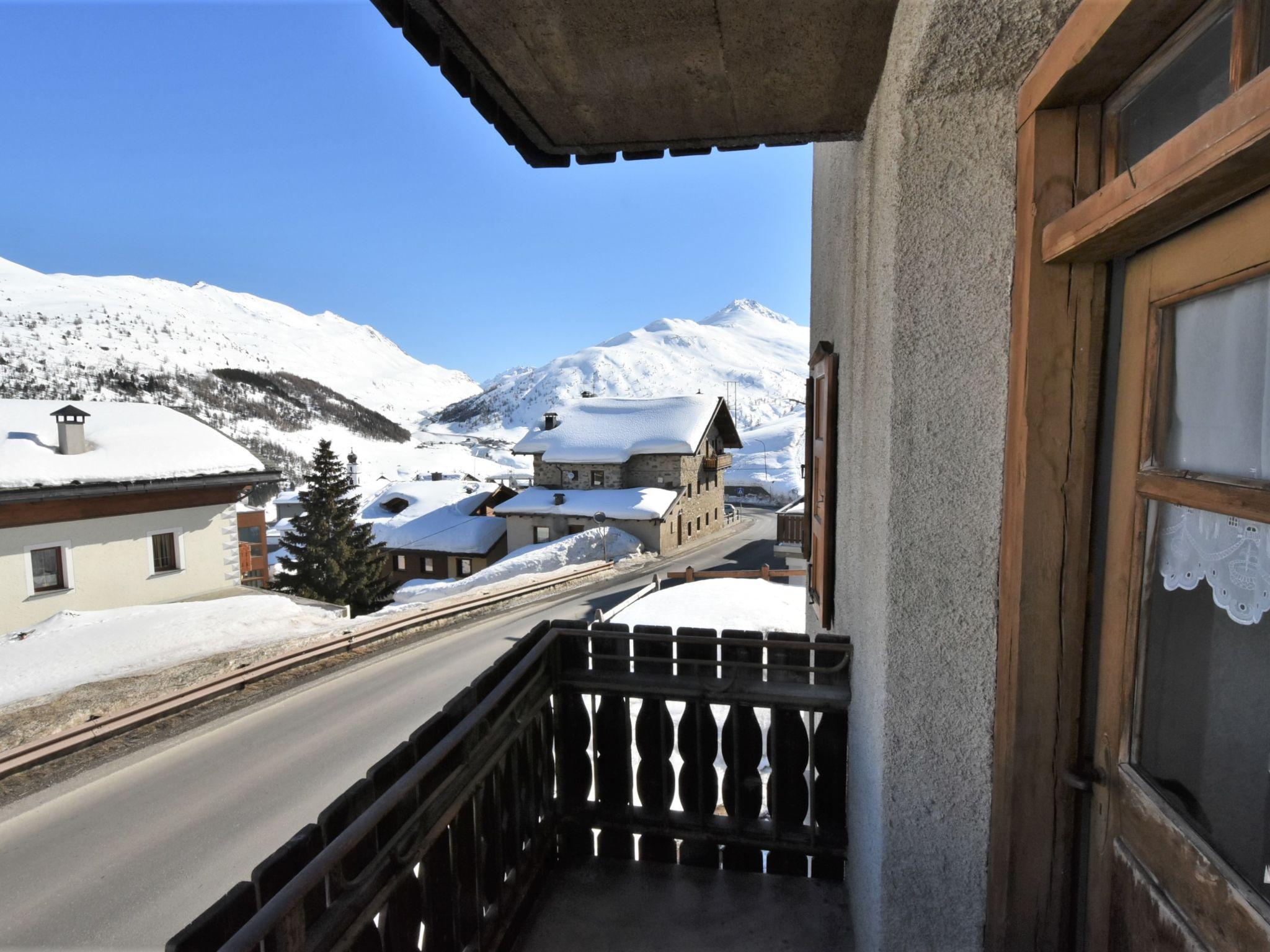 Foto 23 - Apartamento de 2 habitaciones en Livigno con vistas a la montaña