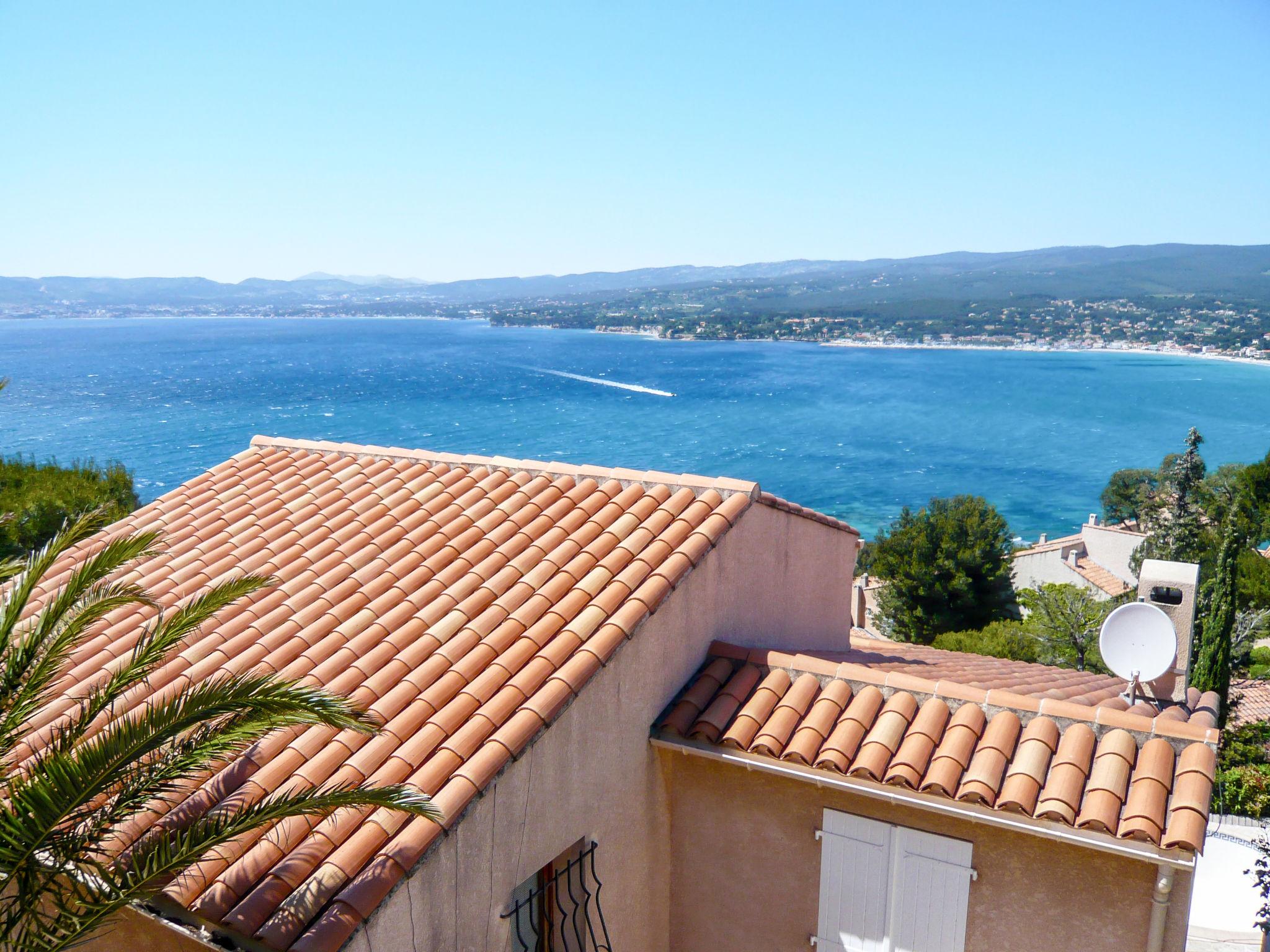 Foto 26 - Haus mit 4 Schlafzimmern in Saint-Cyr-sur-Mer mit privater pool und blick aufs meer