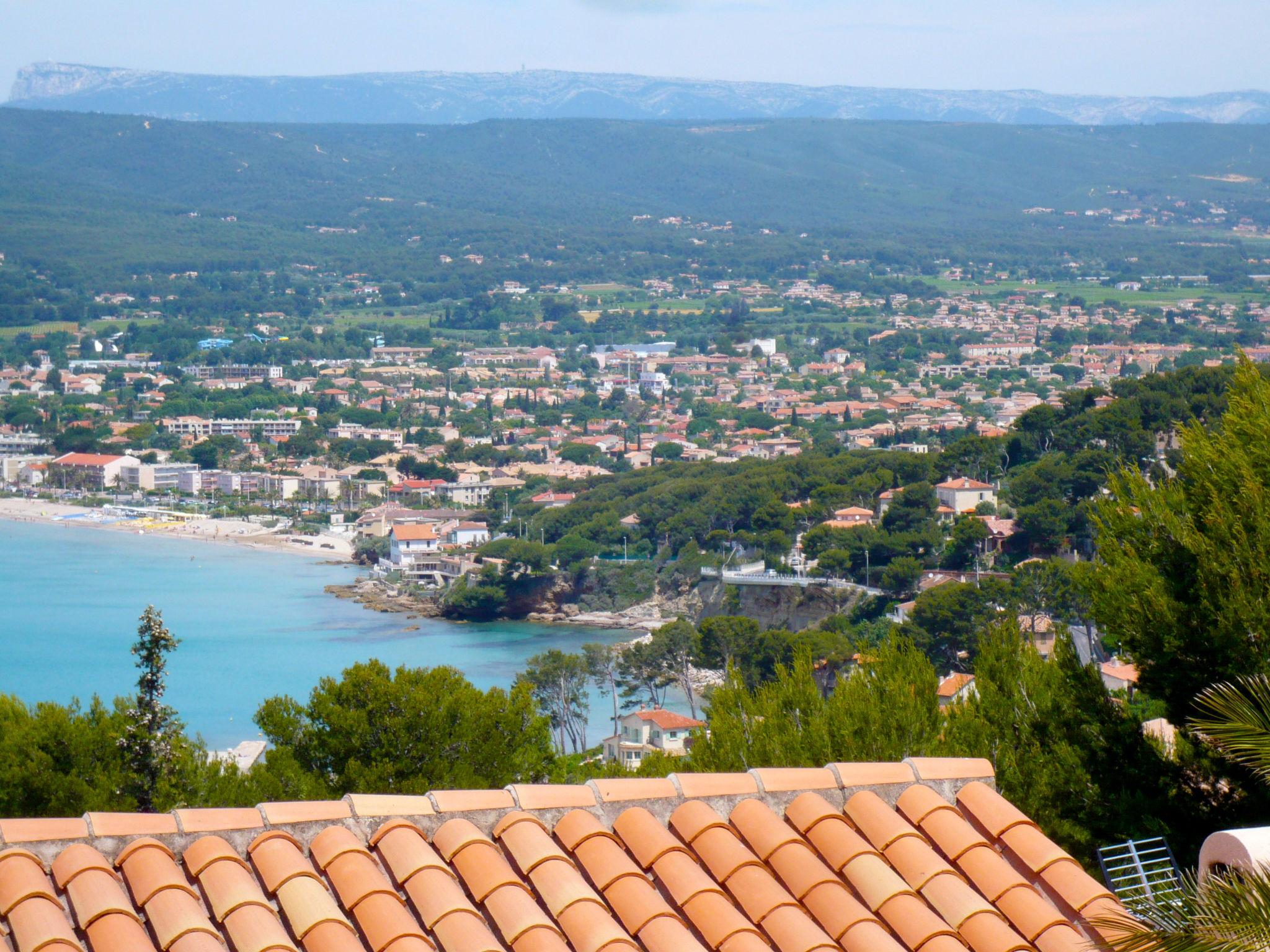 Foto 5 - Casa con 4 camere da letto a Saint-Cyr-sur-Mer con piscina privata e vista mare