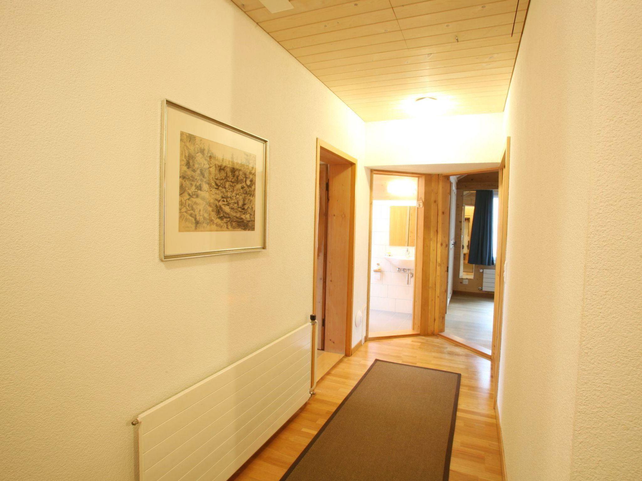 Foto 8 - Apartamento de 3 quartos em Zweisimmen