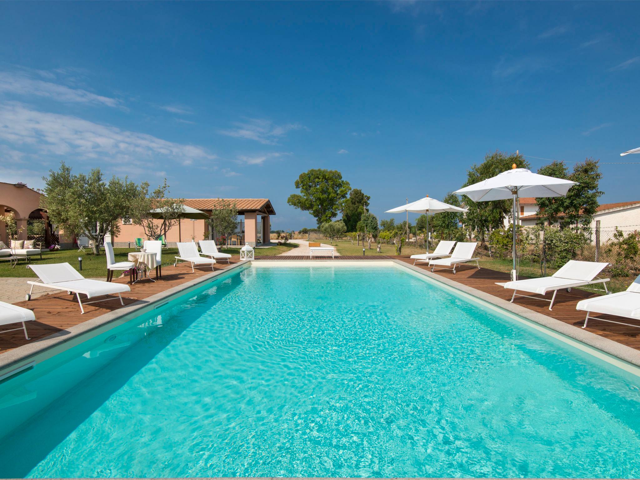 Foto 42 - Haus mit 10 Schlafzimmern in Tarquinia mit privater pool und garten