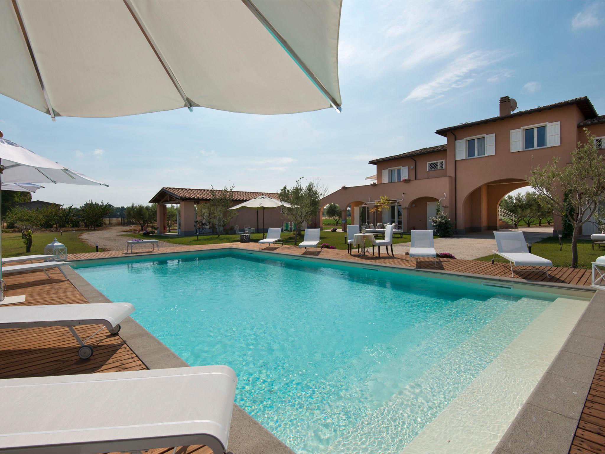 Foto 44 - Casa de 10 quartos em Tarquinia com piscina privada e vistas do mar