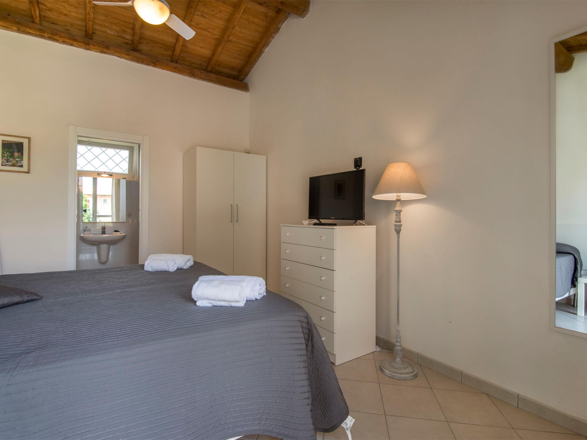 Foto 30 - Casa con 10 camere da letto a Tarquinia con piscina privata e vista mare
