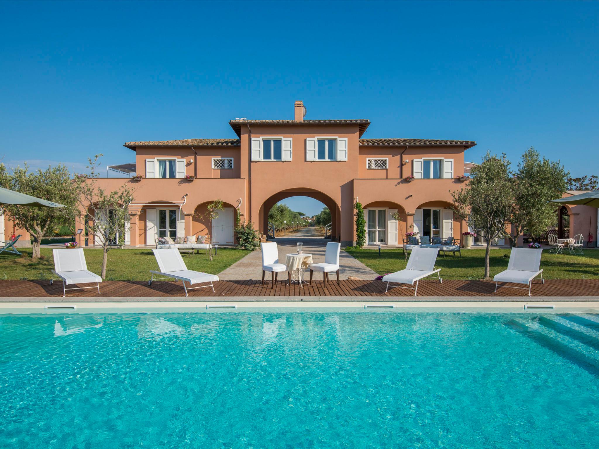 Photo 38 - Maison de 10 chambres à Tarquinies avec piscine privée et vues à la mer