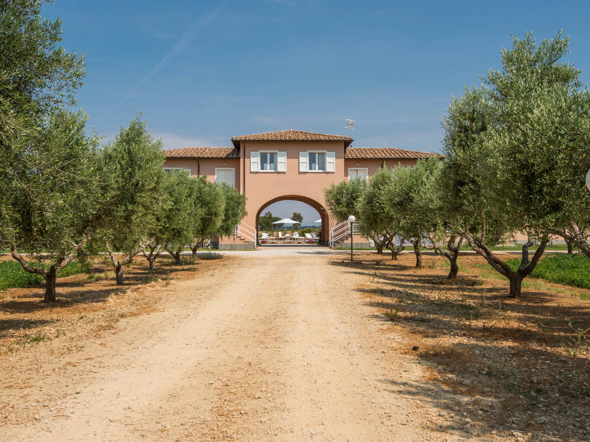 Photo 46 - 10 bedroom House in Tarquinia with private pool and sea view