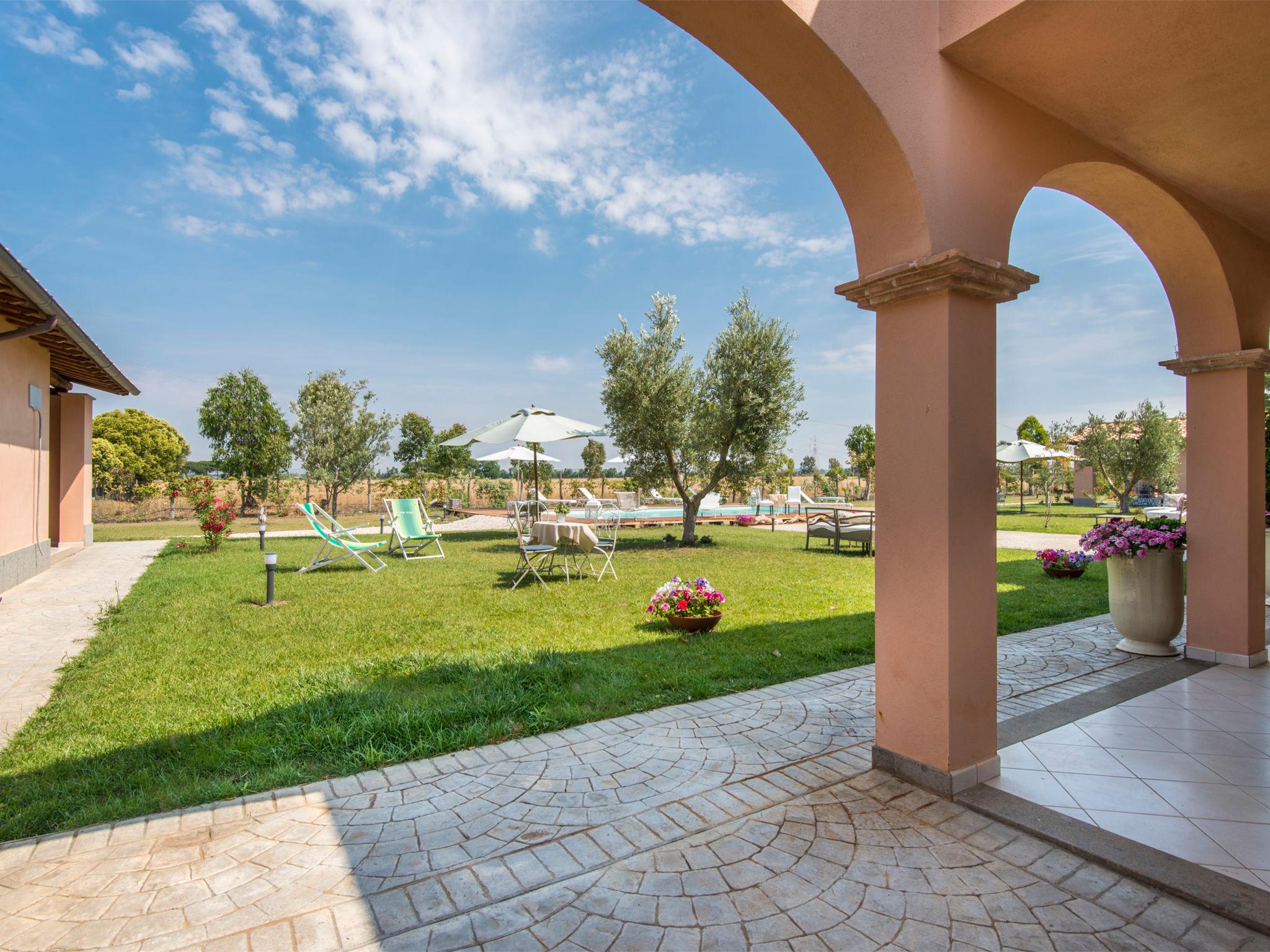 Photo 45 - Maison de 10 chambres à Tarquinies avec piscine privée et jardin